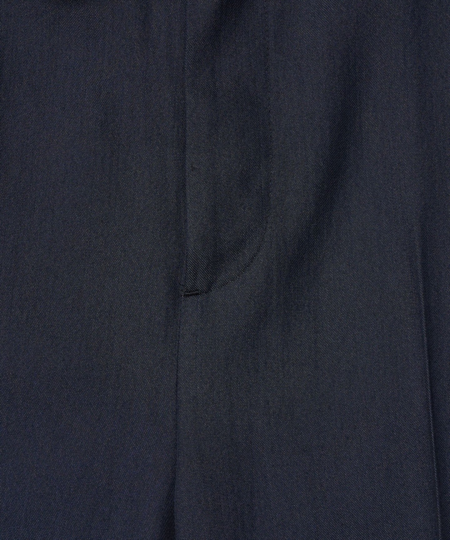 15142990007-d23.jpg