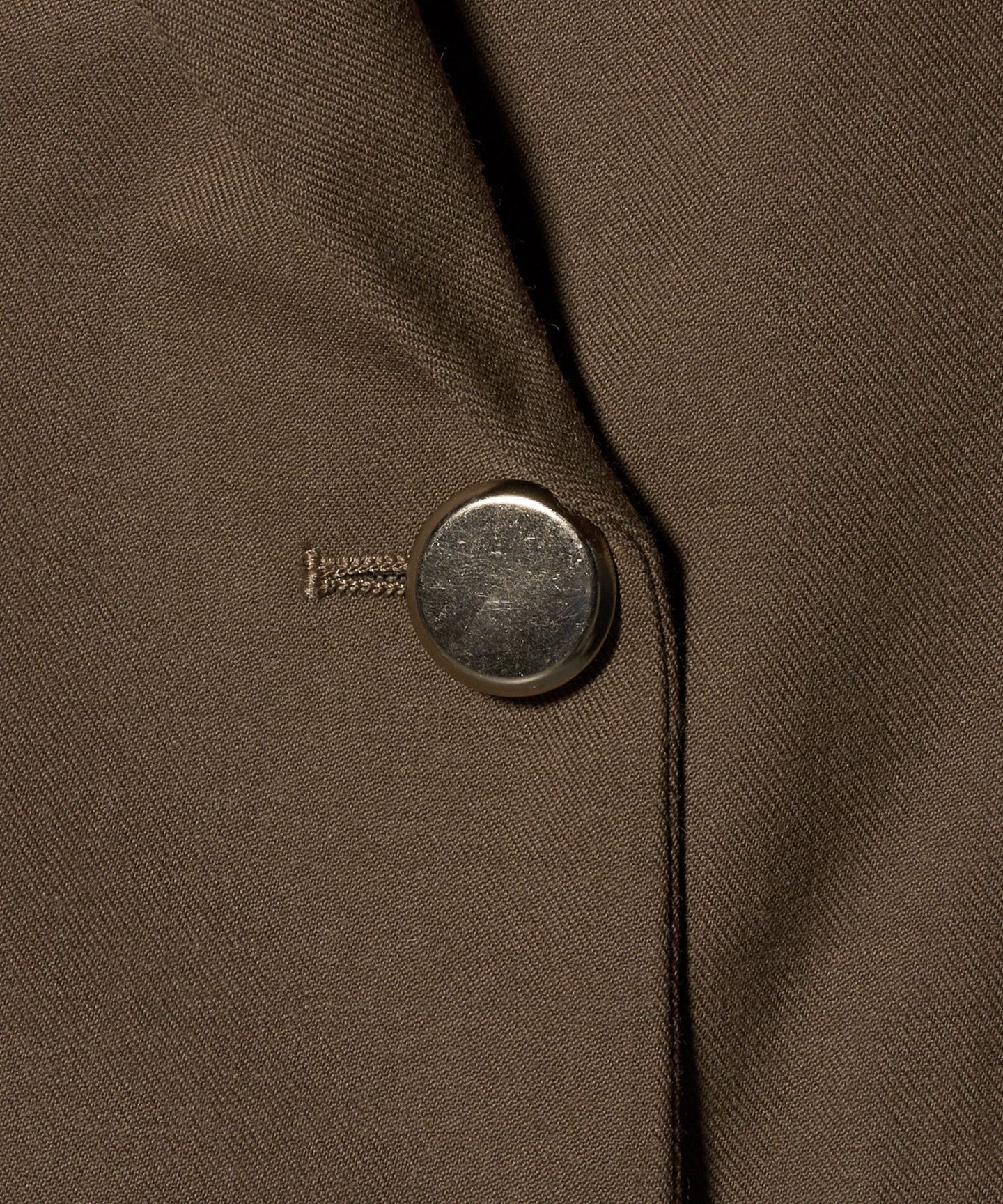 15221443015-d25.jpg