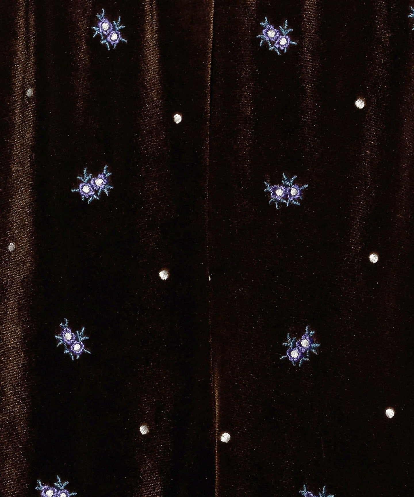 16141000076-d16.jpg