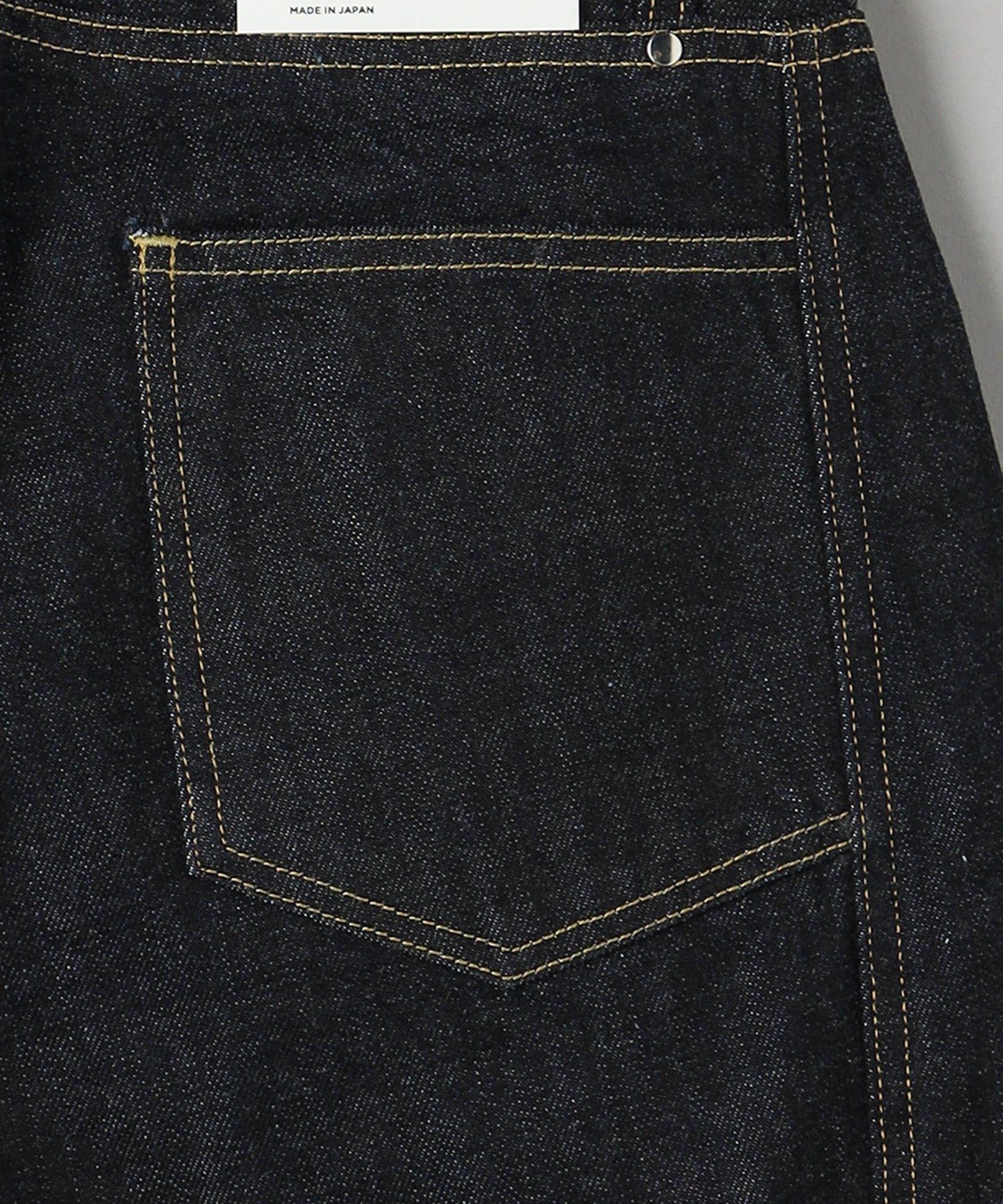 16145996396-d11.jpg