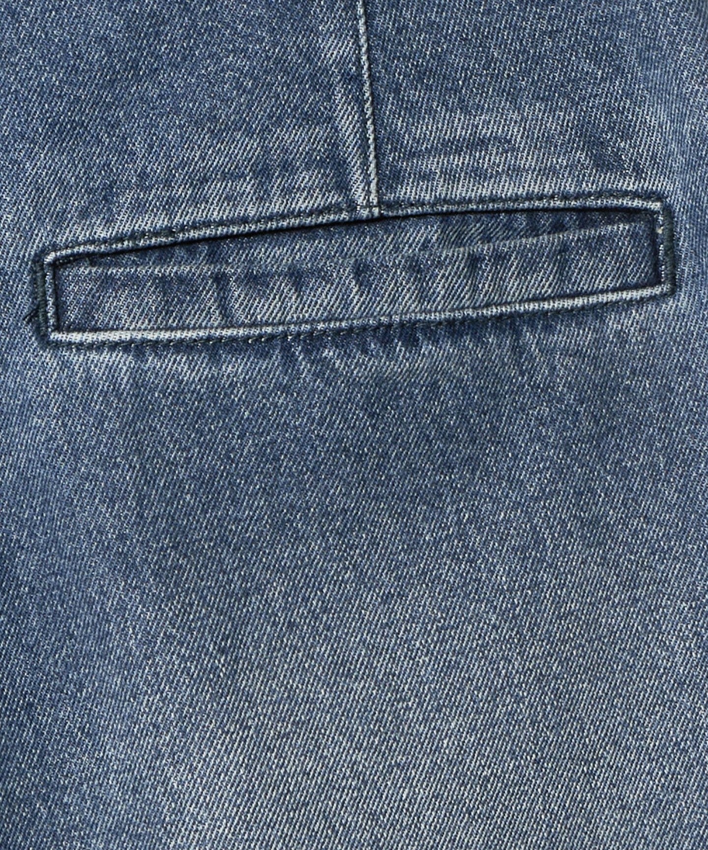 16146000023-d28.jpg