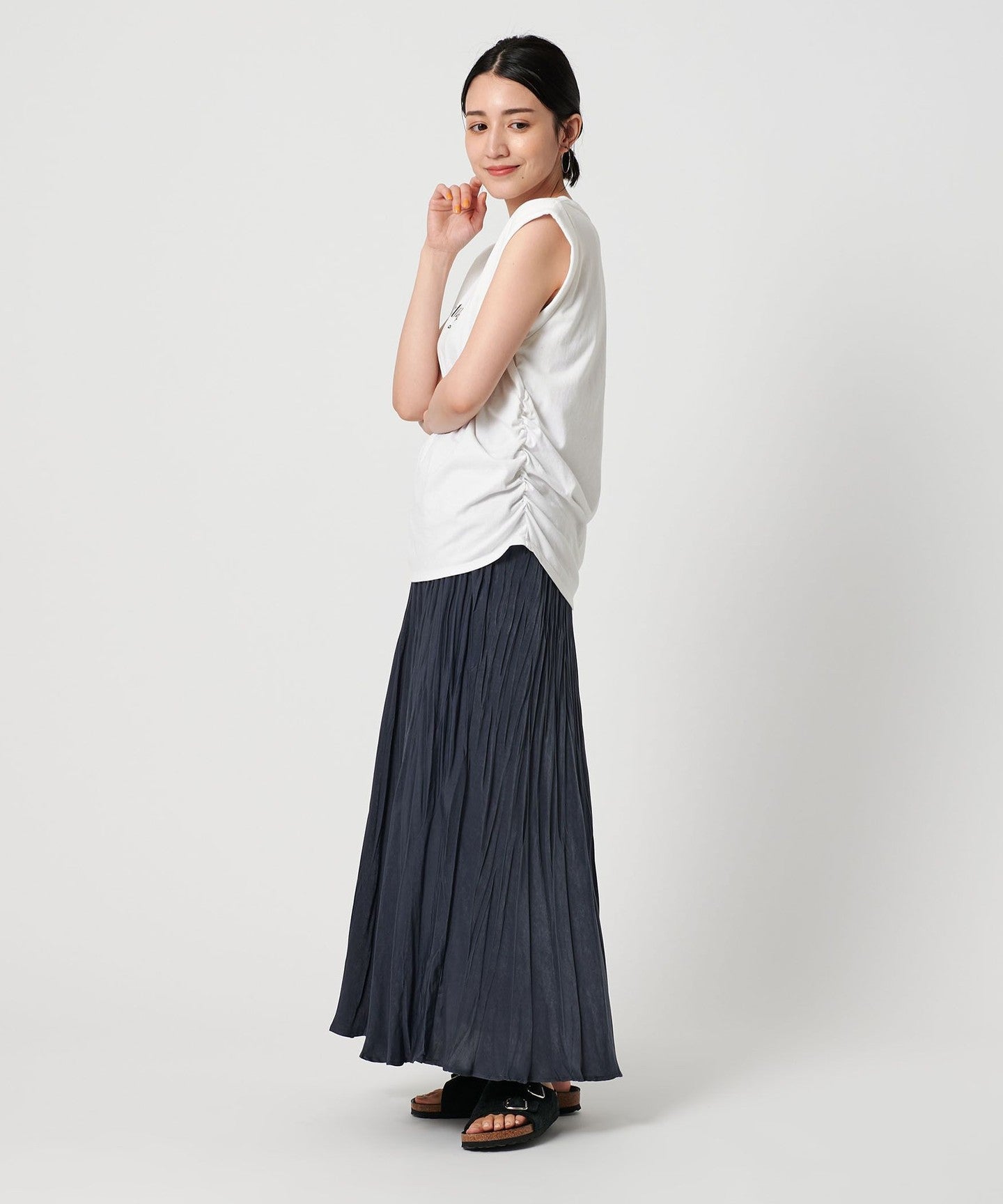 16175996157-d02.jpg