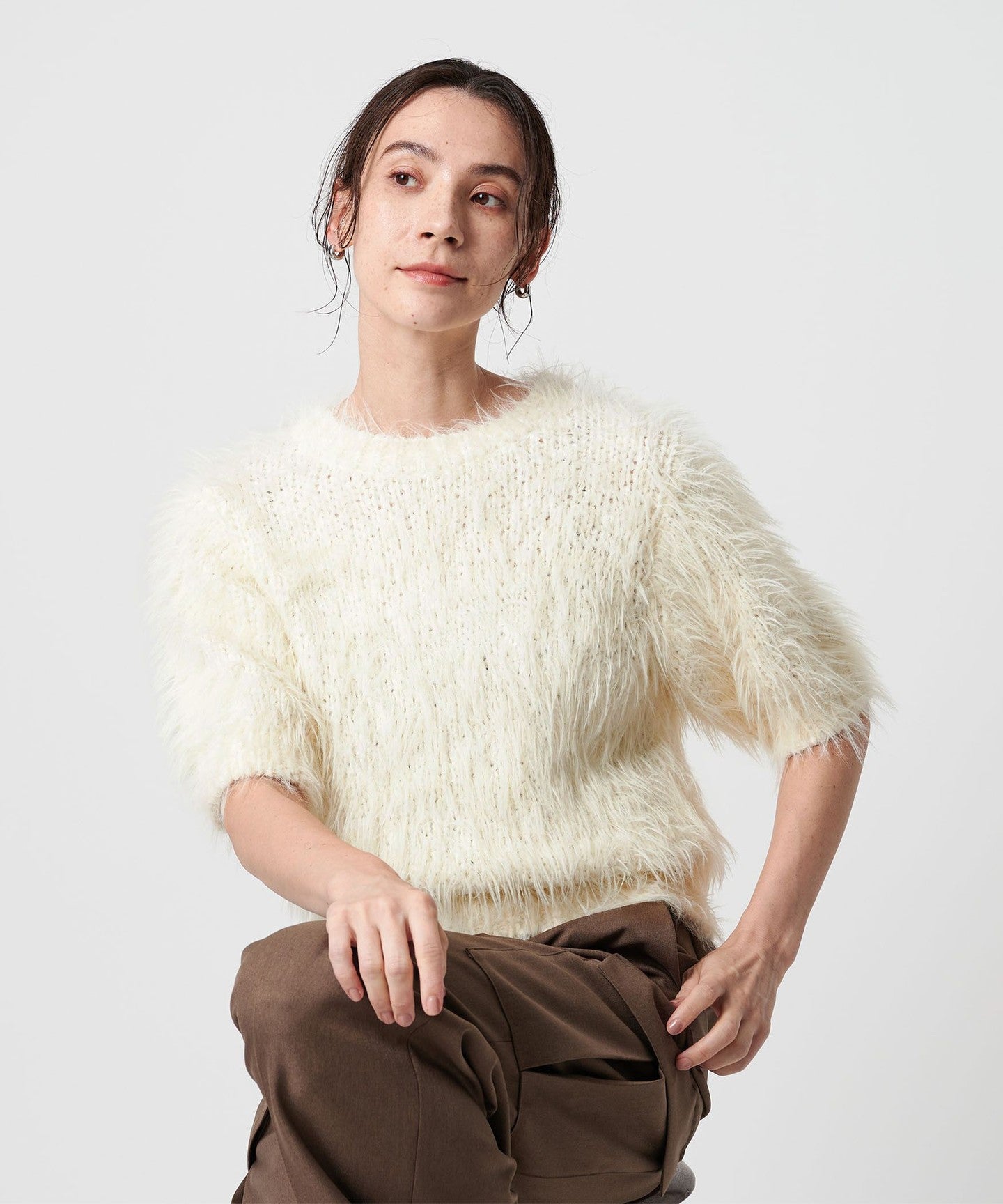 Feather Yarn Half Sleeve KNITPullover