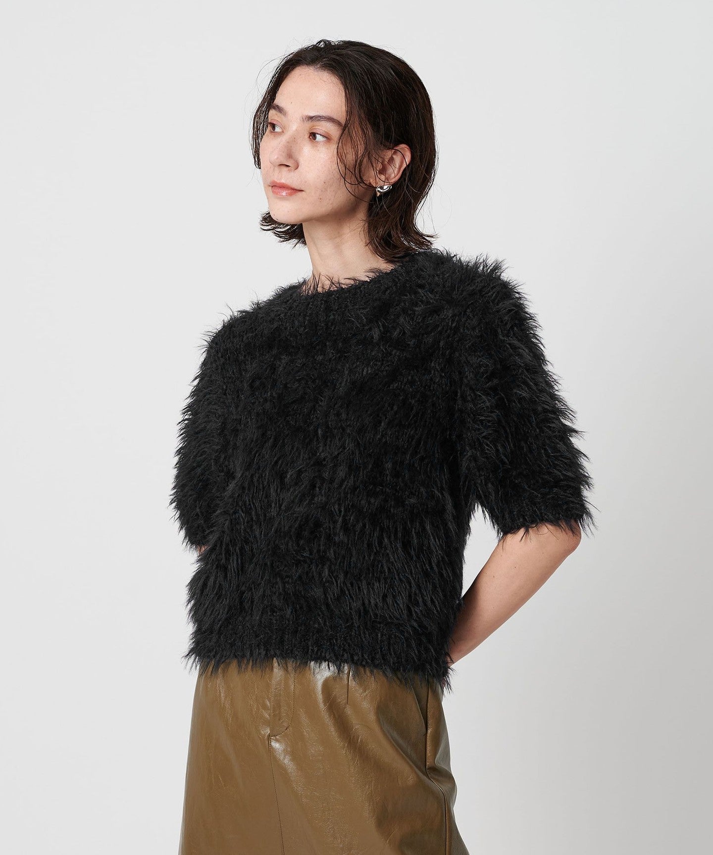 Feather Yarn Half Sleeve Knit Pullover