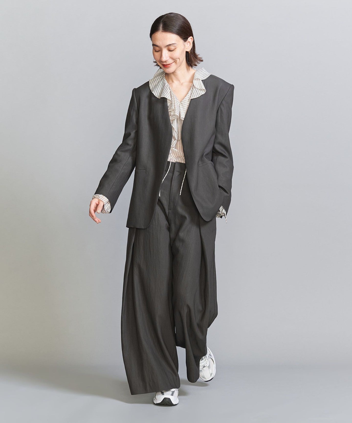 16221441144-d06.jpg