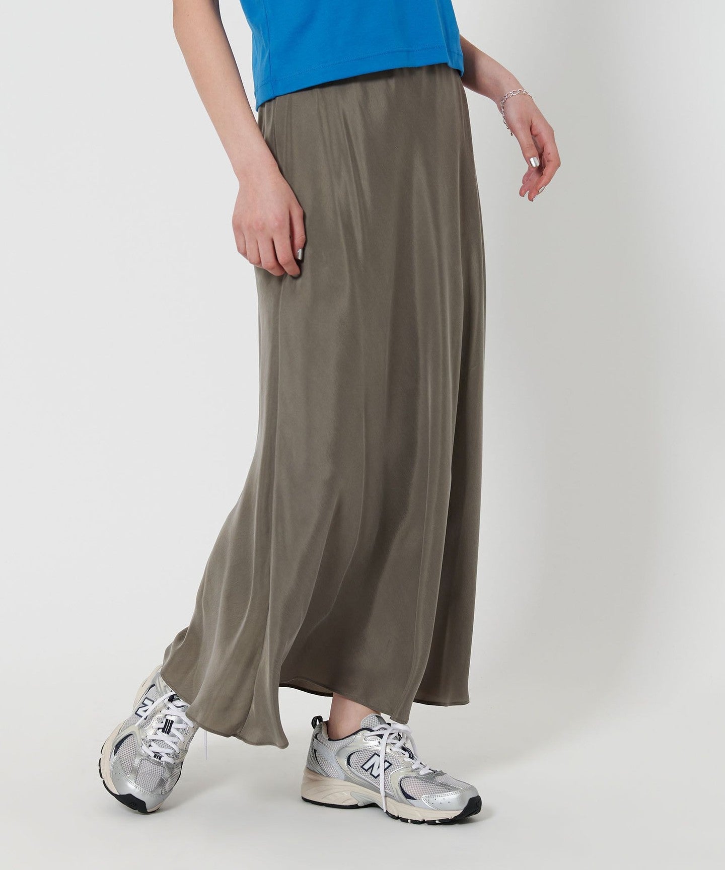 16242993940-15.jpg