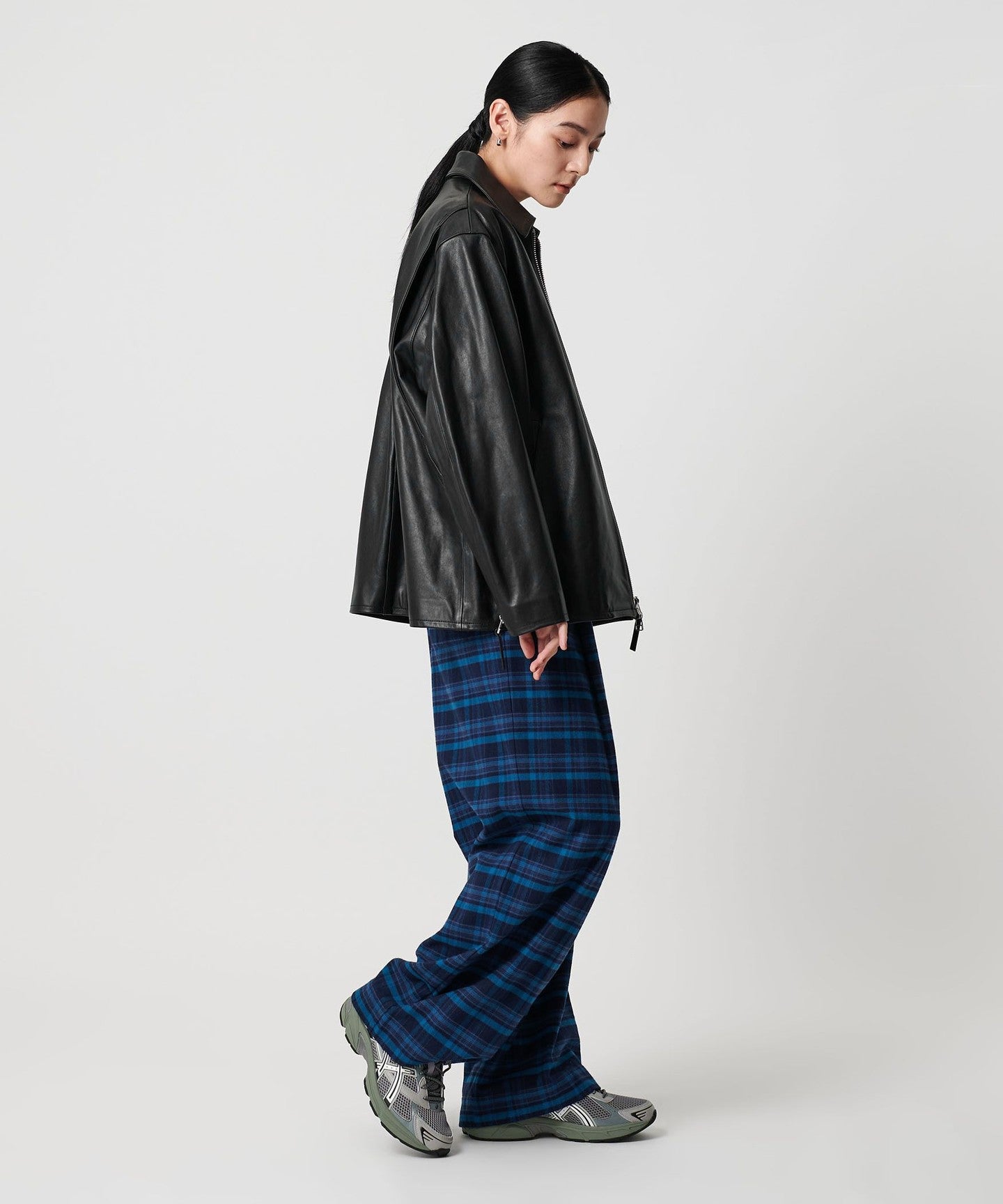 16251995417-d05.jpg