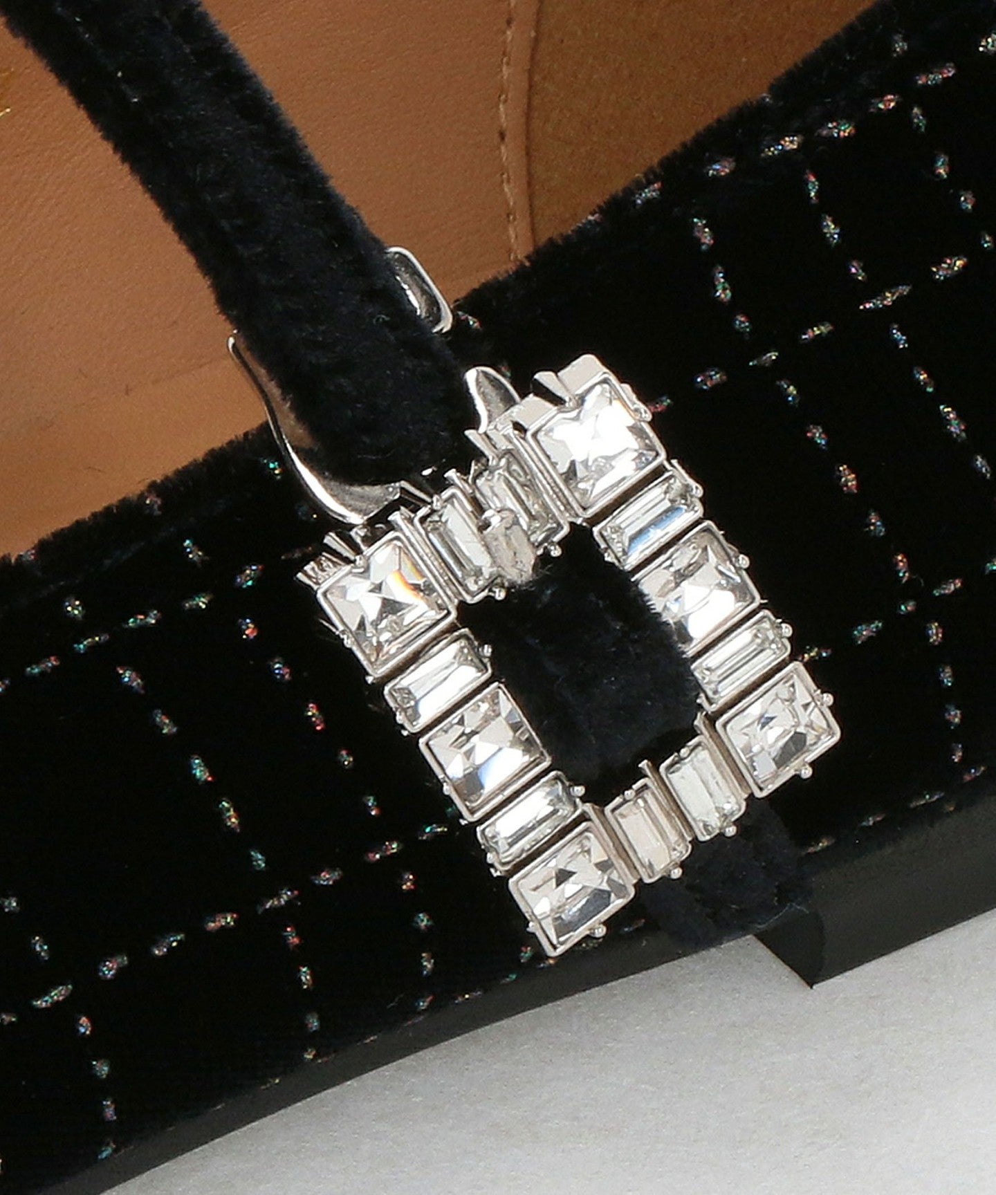17316000002-d11.jpg