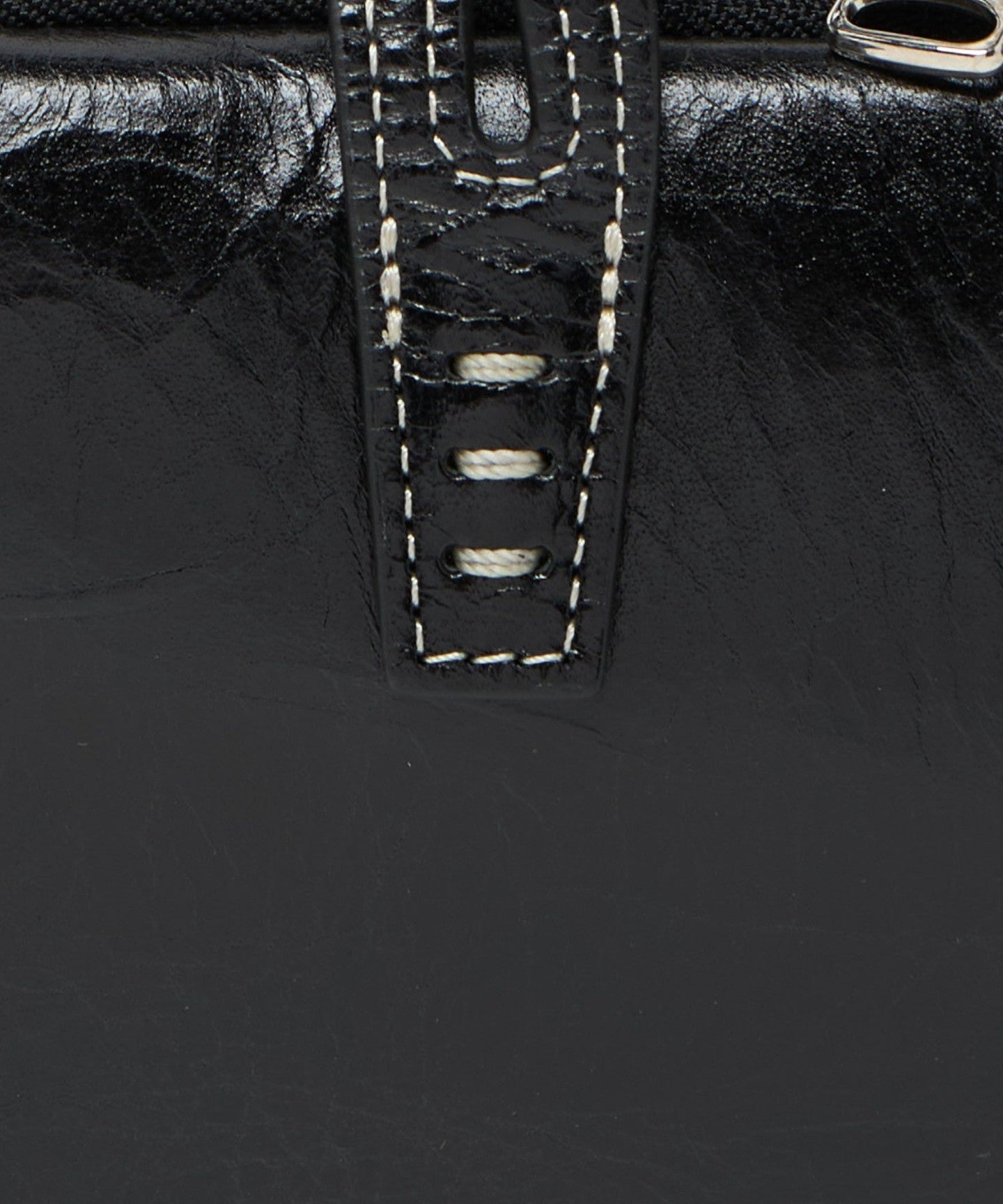 17325000046-d26.jpg