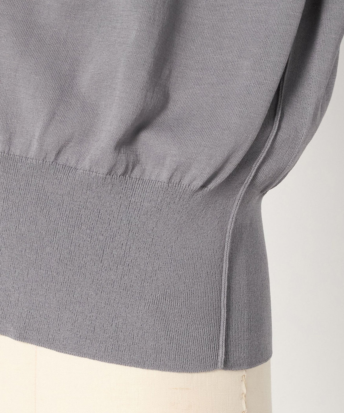 SUMMER 18G V-neck Sleeveless Knit