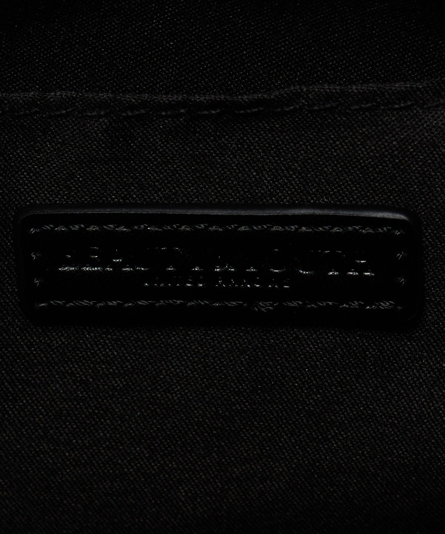 18326000005-d15.jpg