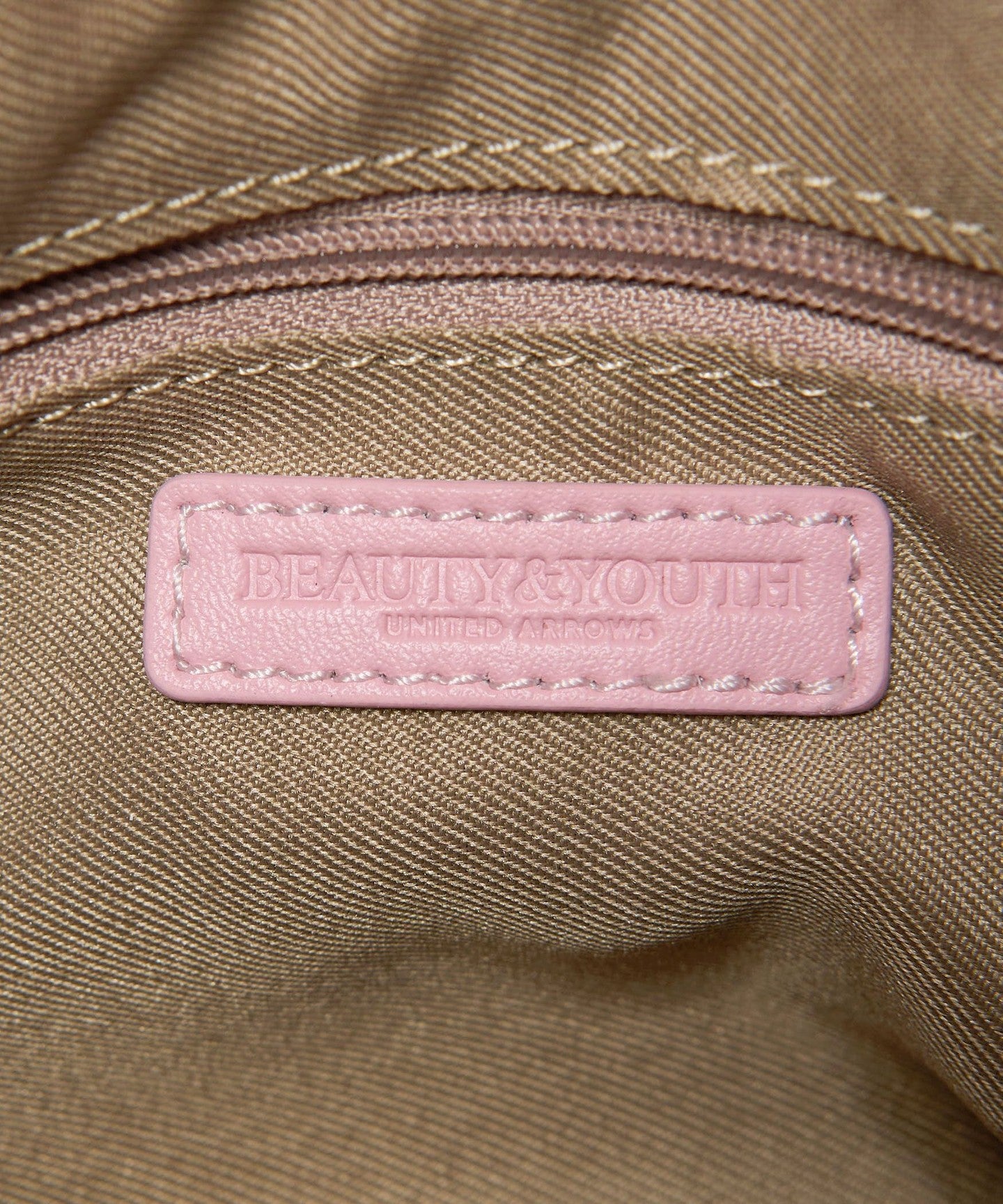18326000010-d15.jpg