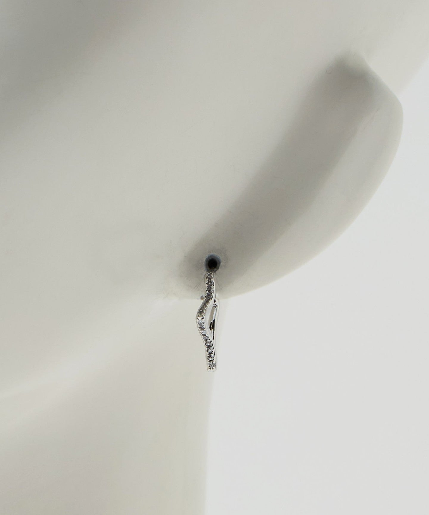 18336000057-d07.jpg