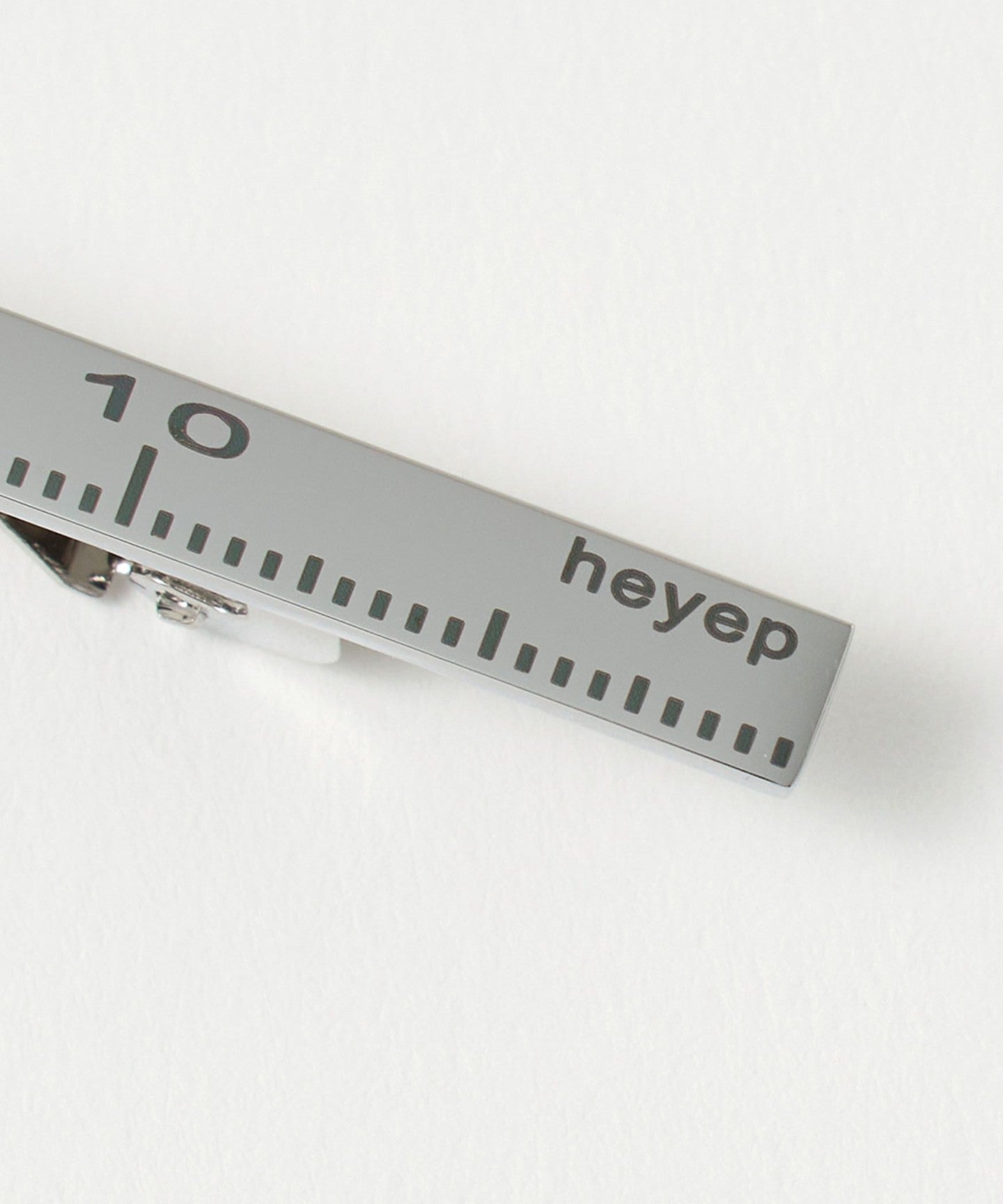 18345000025-d07.jpg