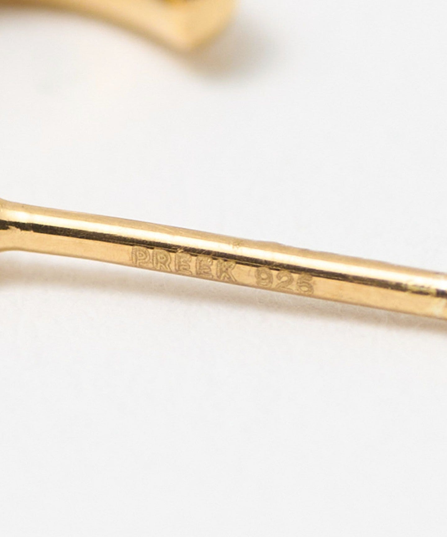 18826000035-d06.jpg