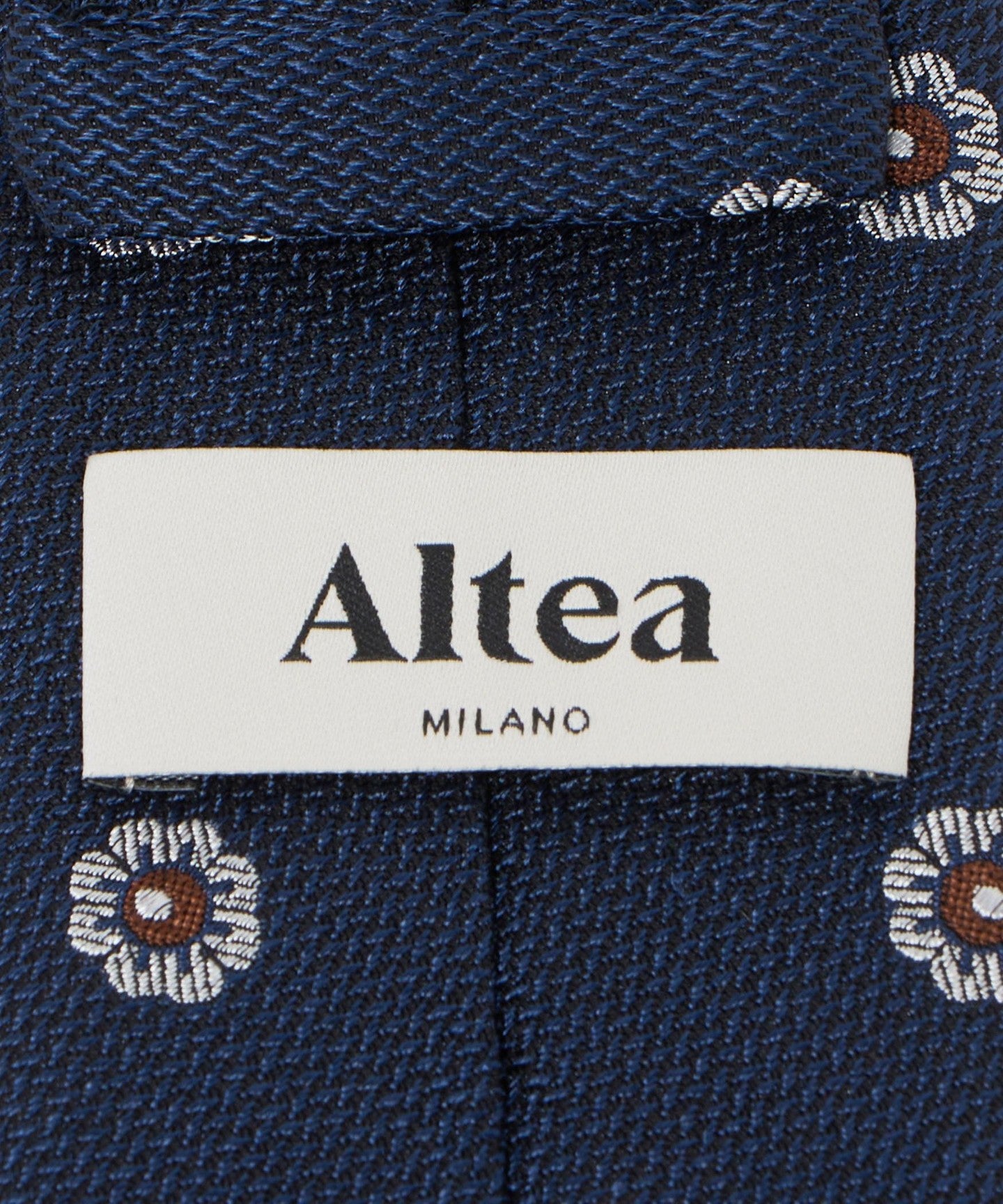 31344000006-d05.jpg