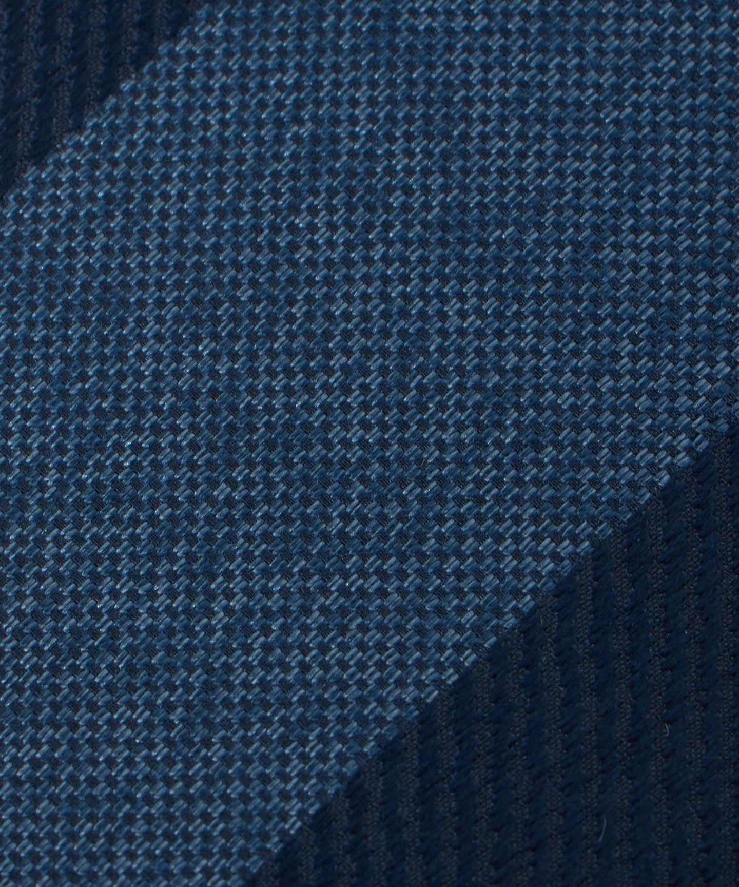 31346000037-d12.jpg