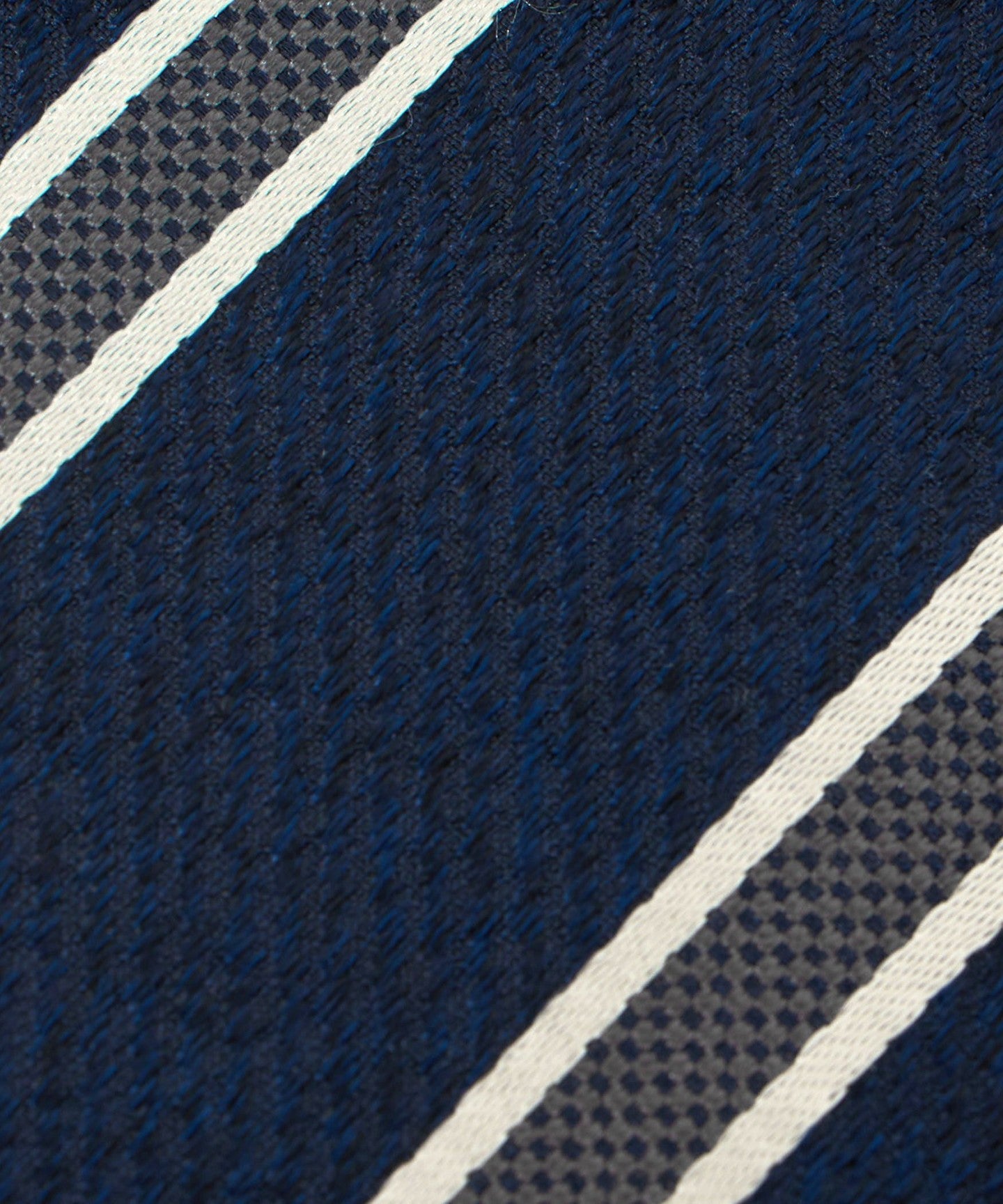 31346000039-d04.jpg