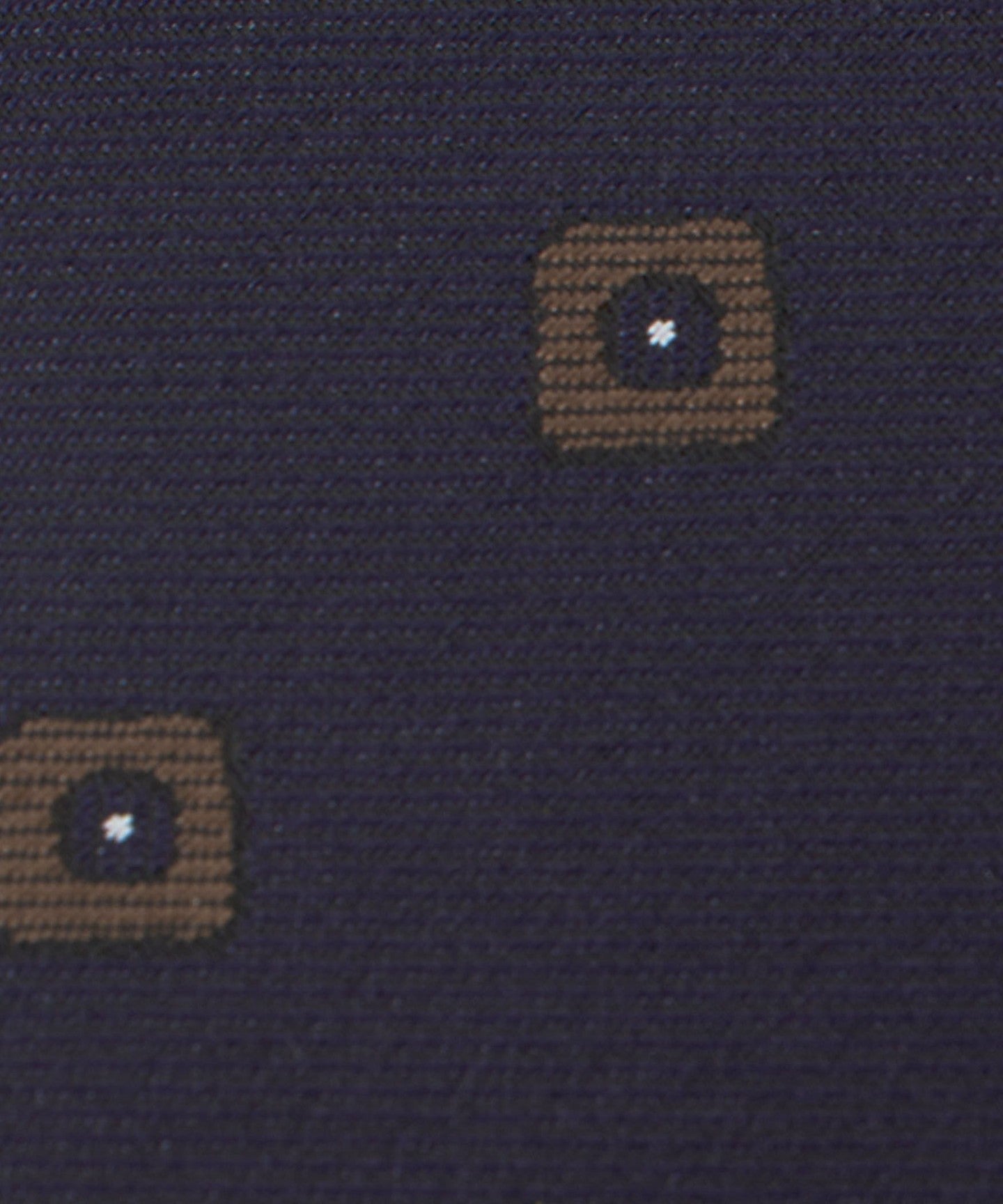 31346000048-d05.jpg