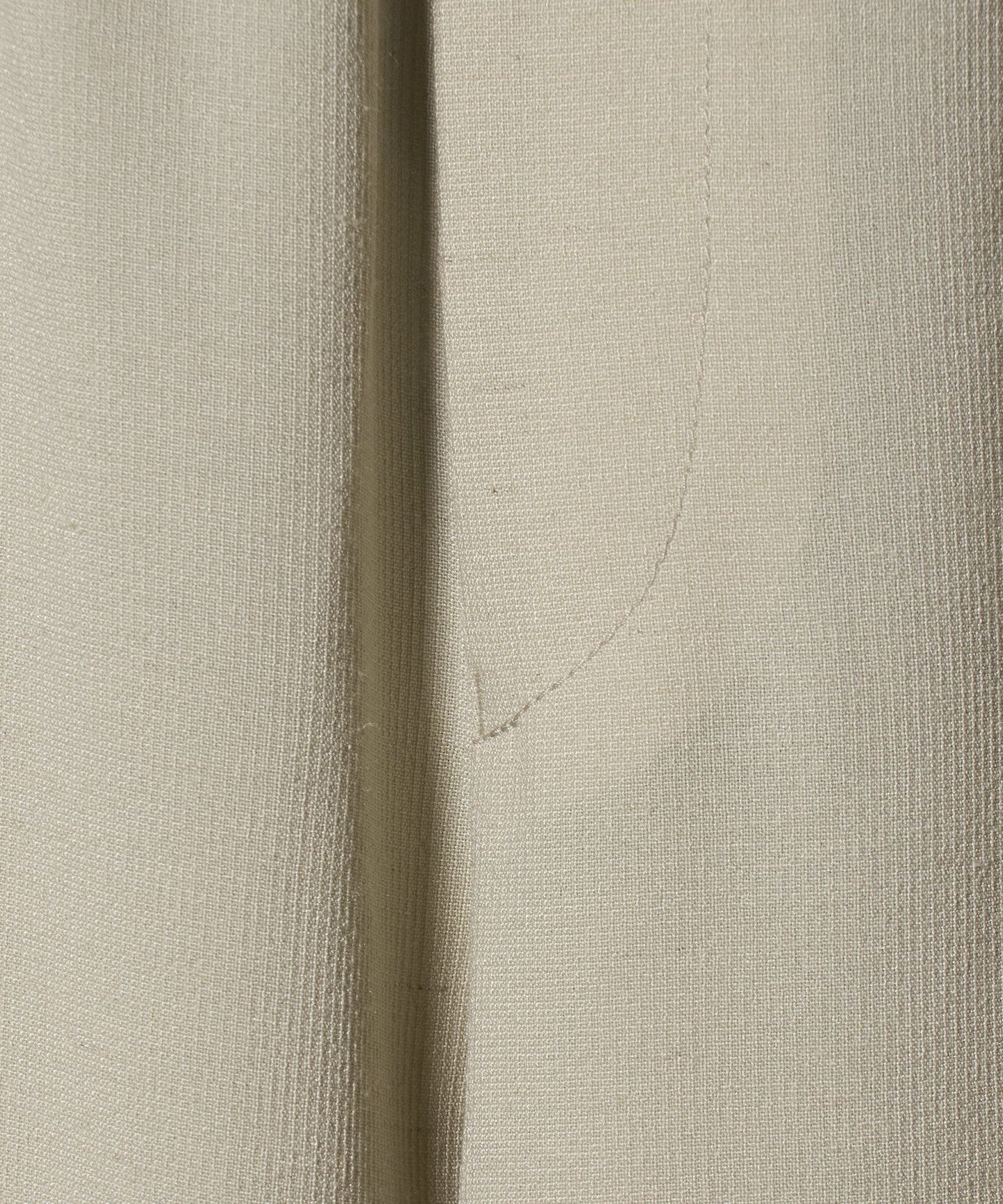 32141000133-d10.jpg