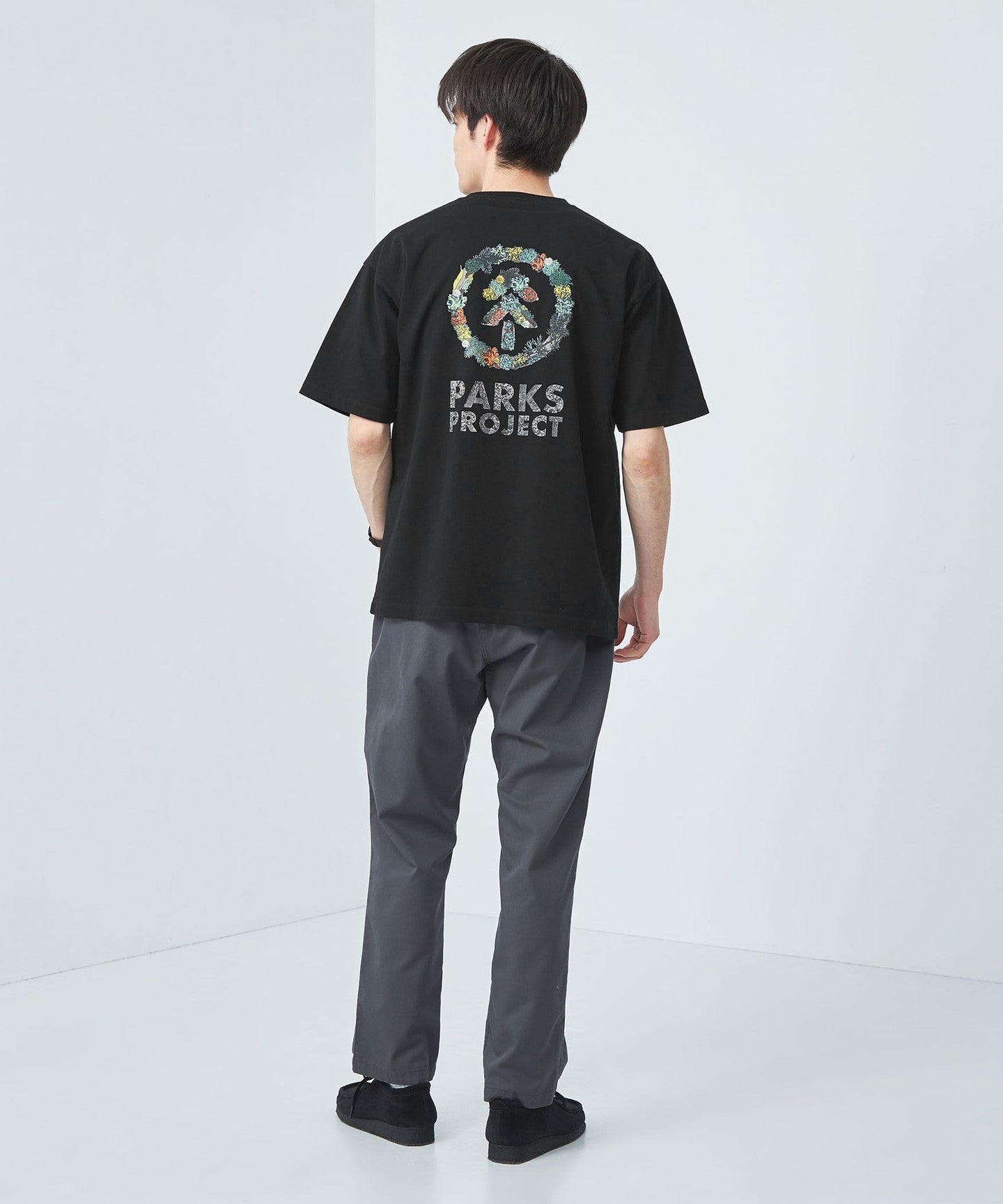 32174995785-d06.jpg