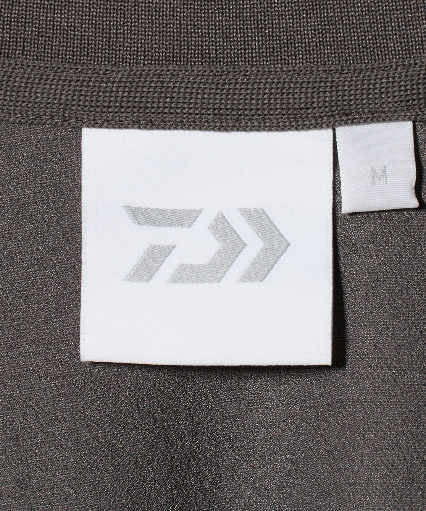 32175000028-d15.jpg