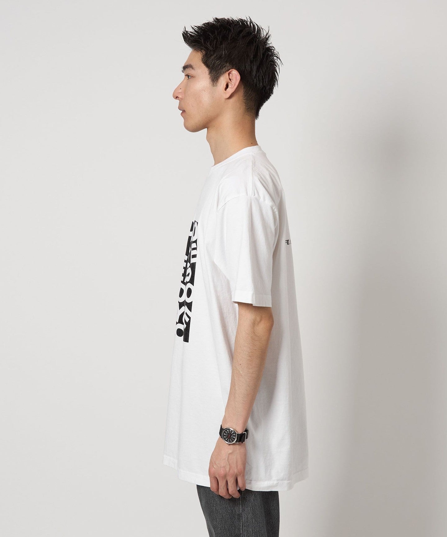 32175995799-d04.jpg