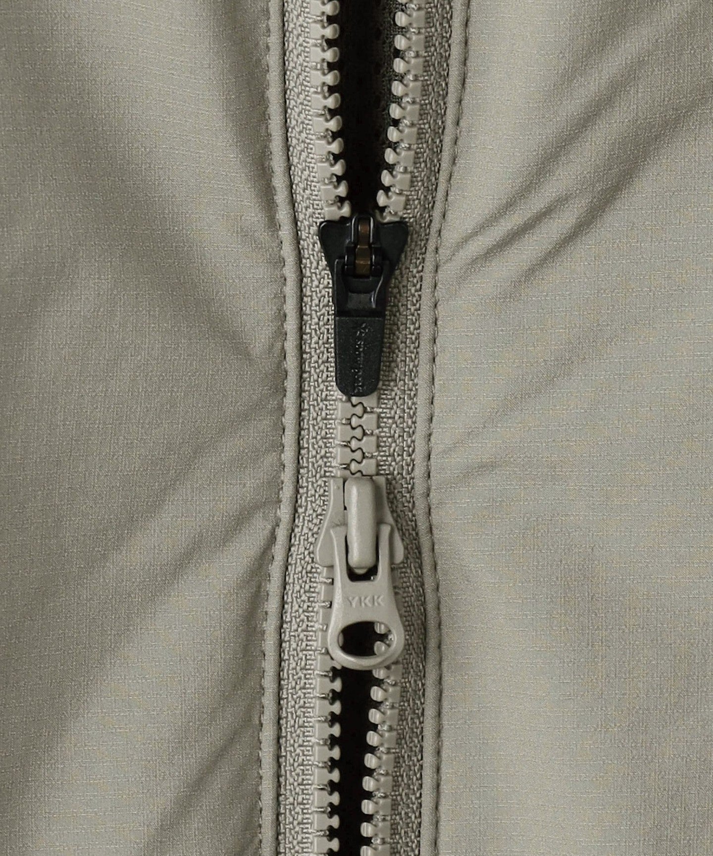 32255993840-d12.jpg