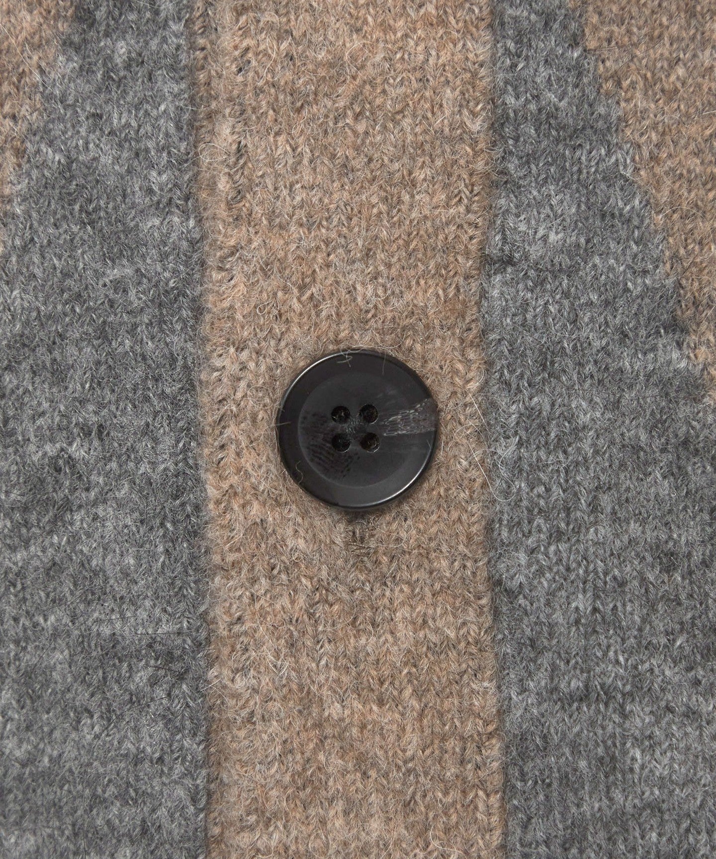 32281400517-d09.jpg
