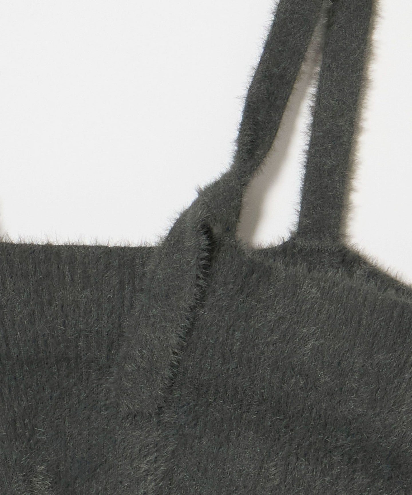 35181000031-d24.jpg