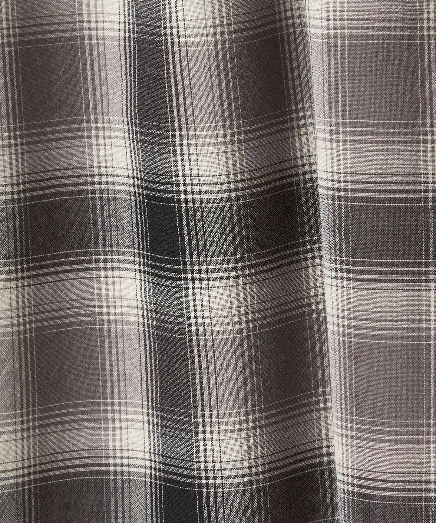 35241622426-d17.jpg