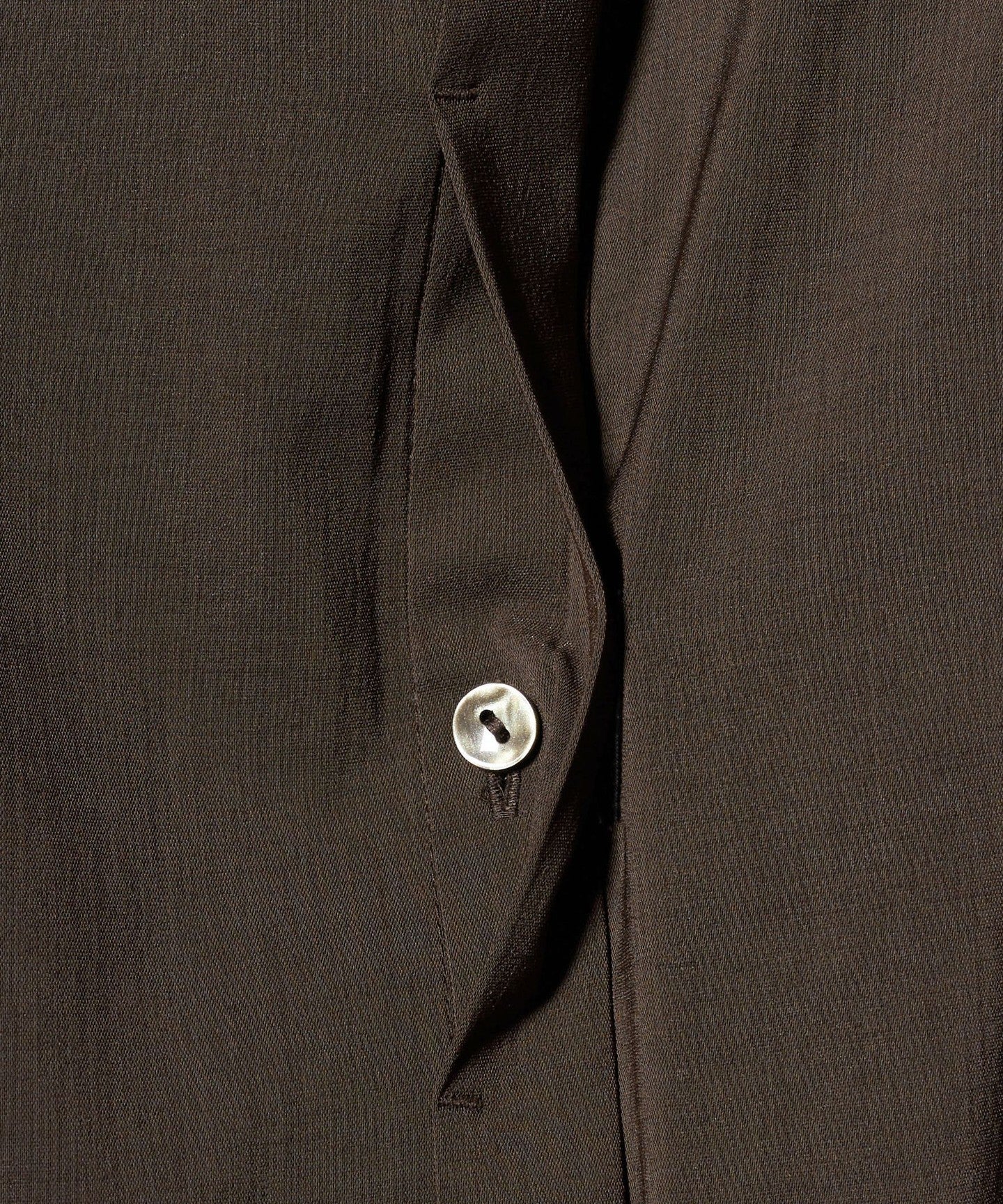35261000020-d06.jpg