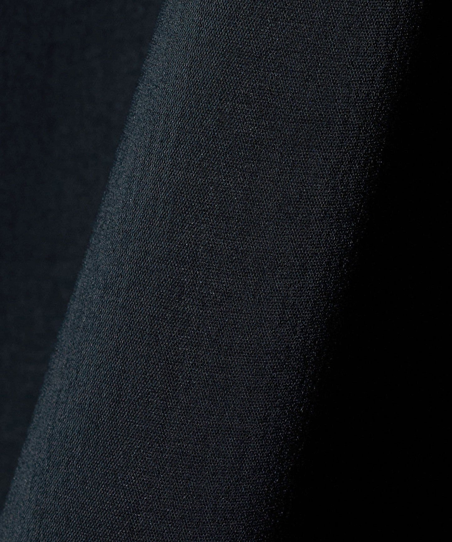35261000020-d10.jpg