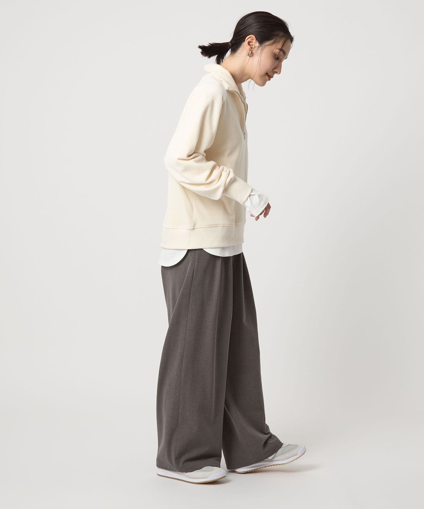 36141692888-d06.jpg
