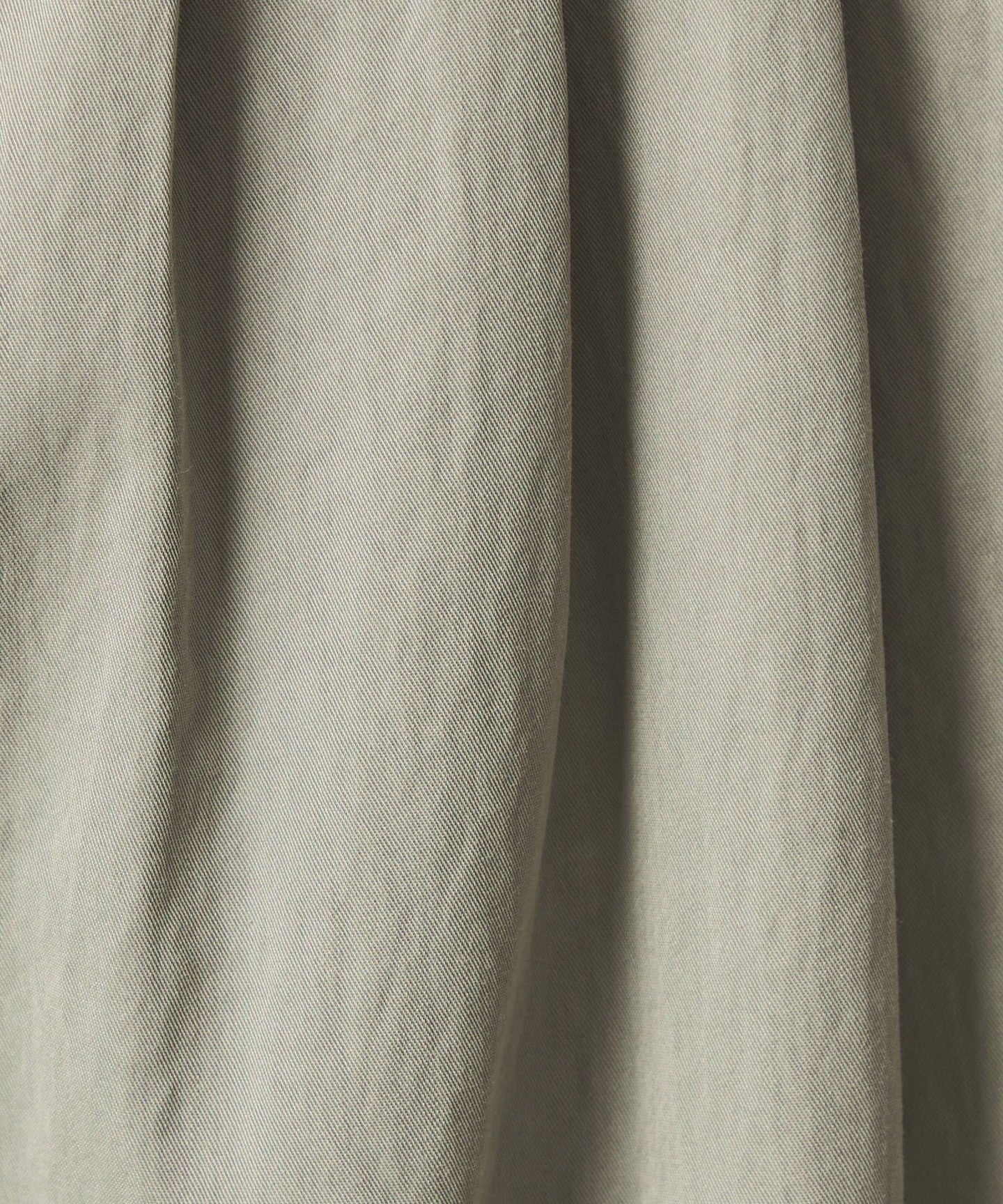 36146000005-d28.jpg