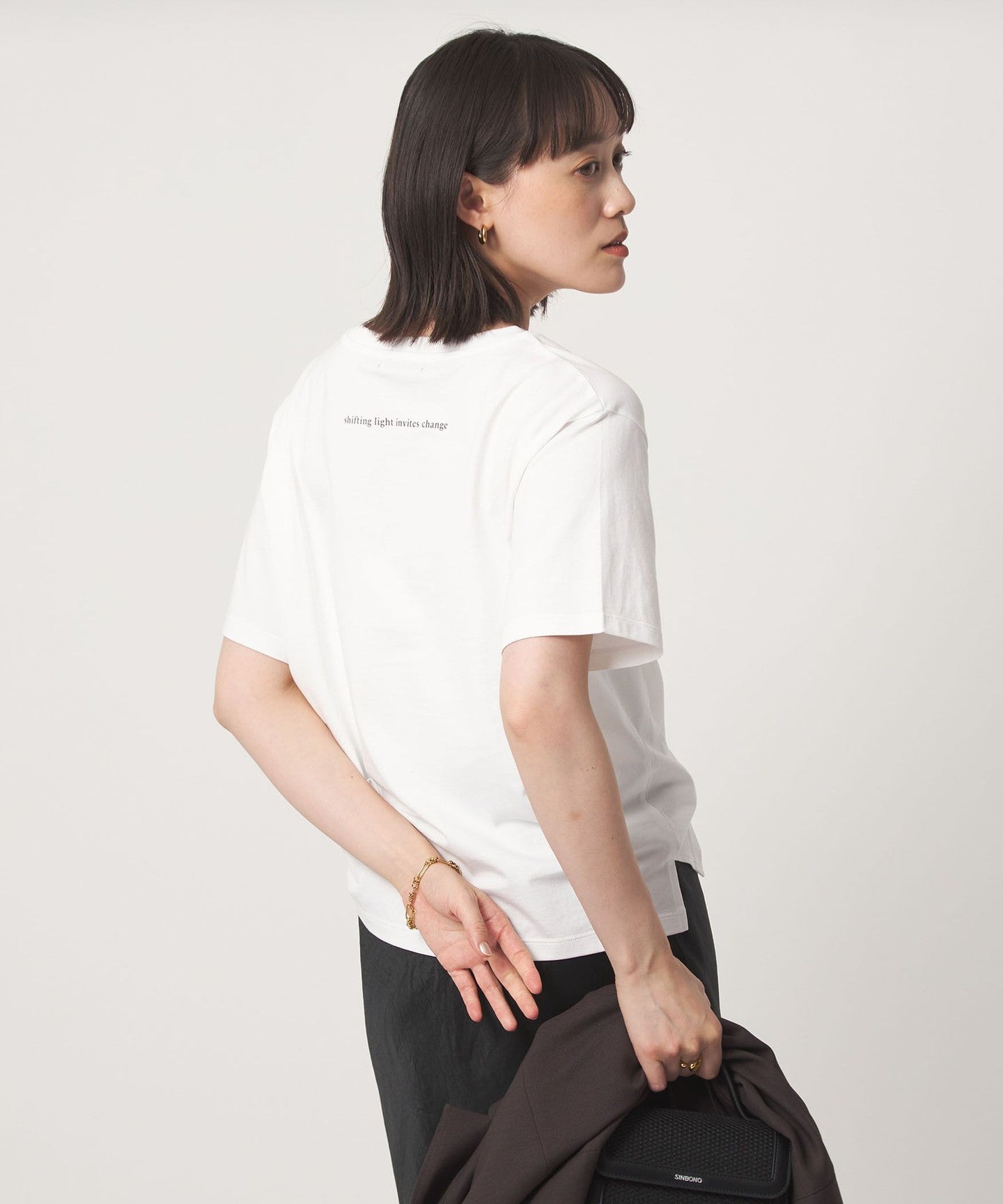 36176000022-d07.jpg