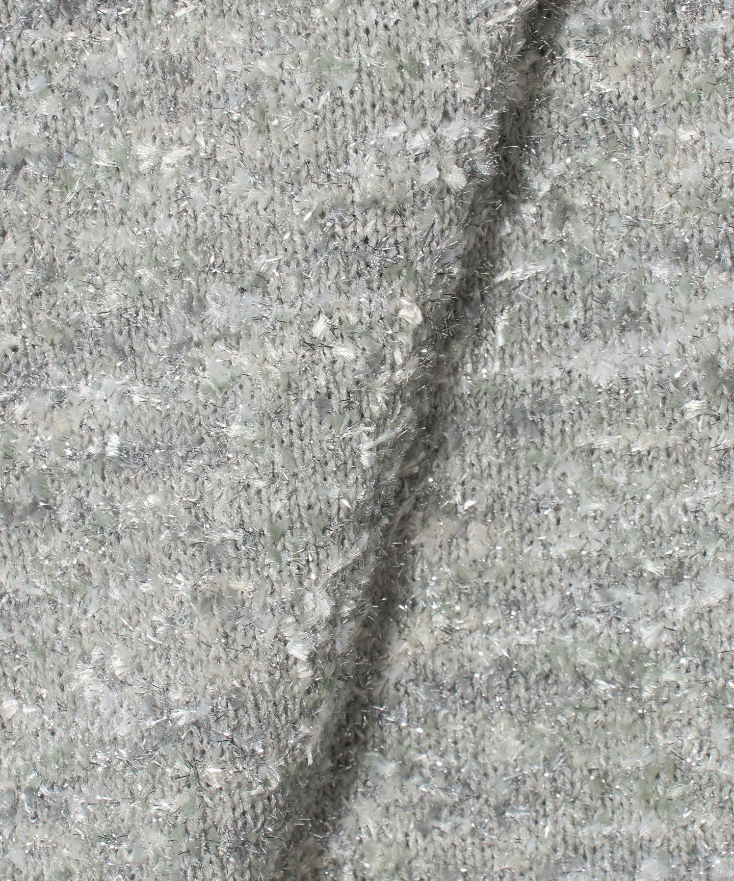 36181000026-d20.jpg