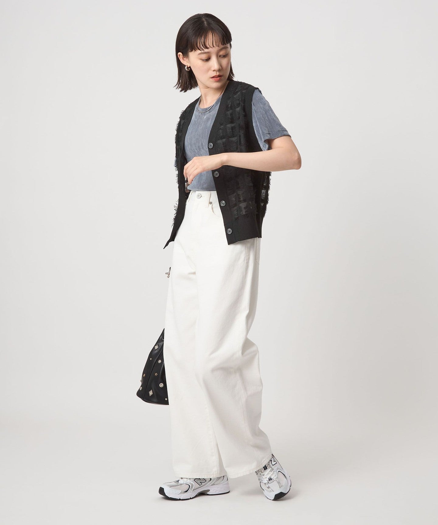 36181050753-d13.jpg