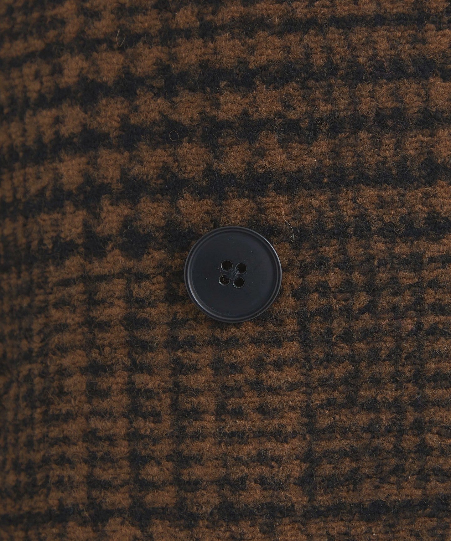 36251472181-d16.jpg