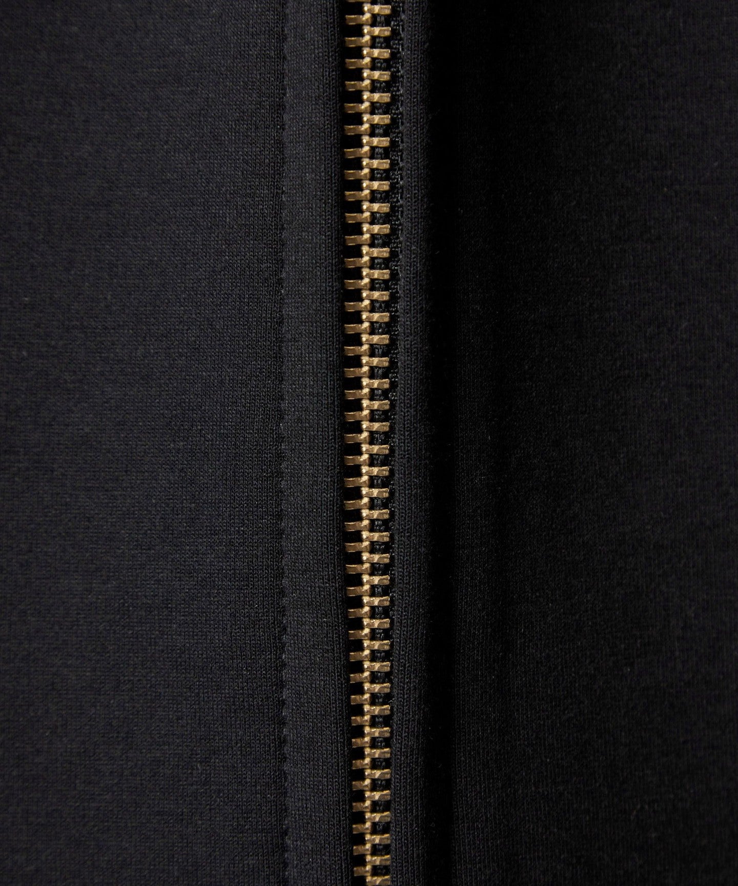 36271000000-d24.jpg