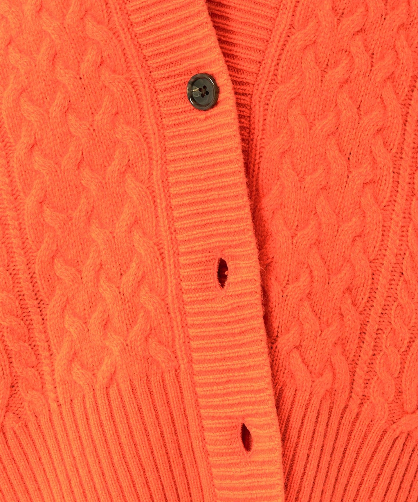 36281990871-d24.jpg