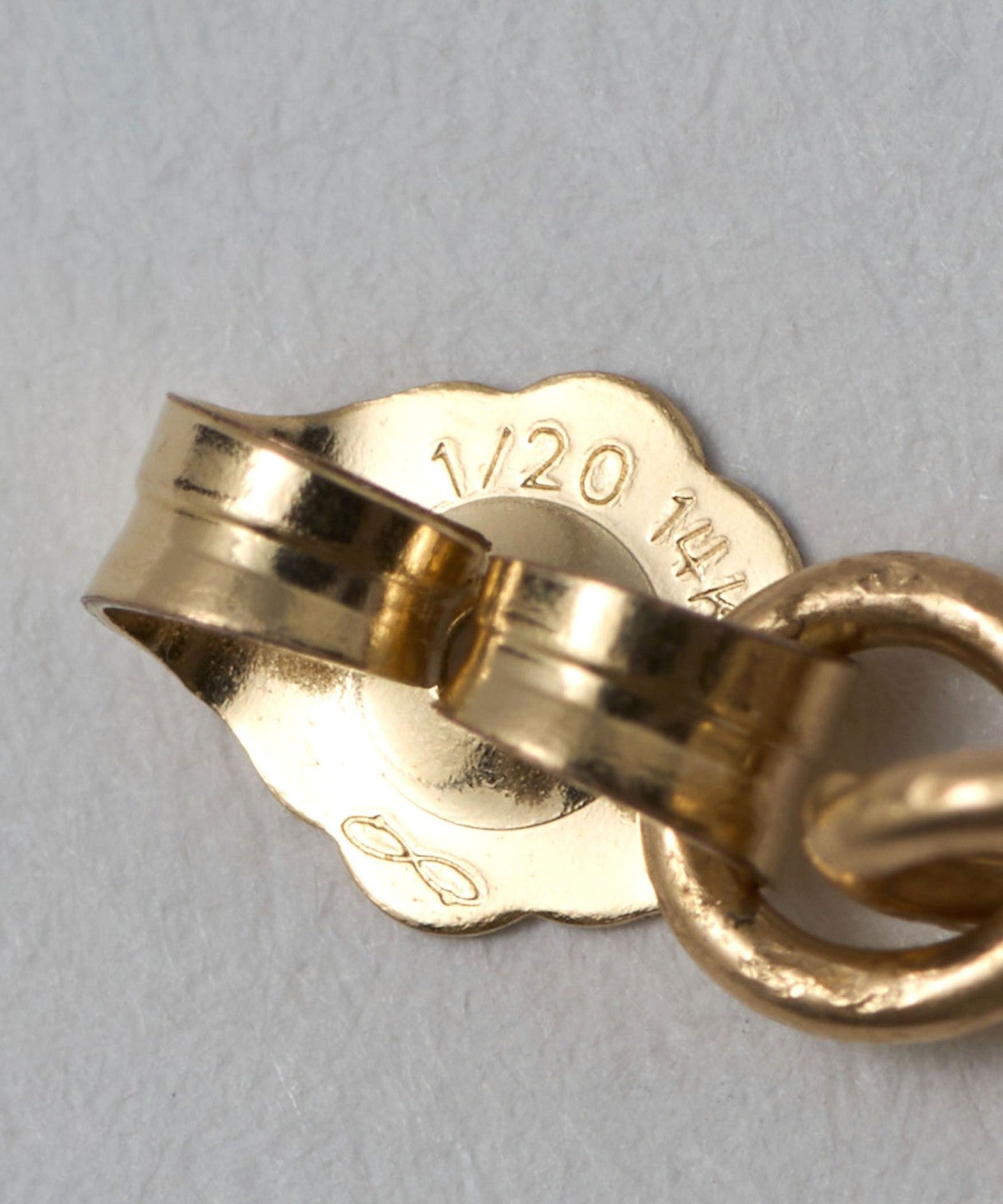 36333000025-d06.jpg