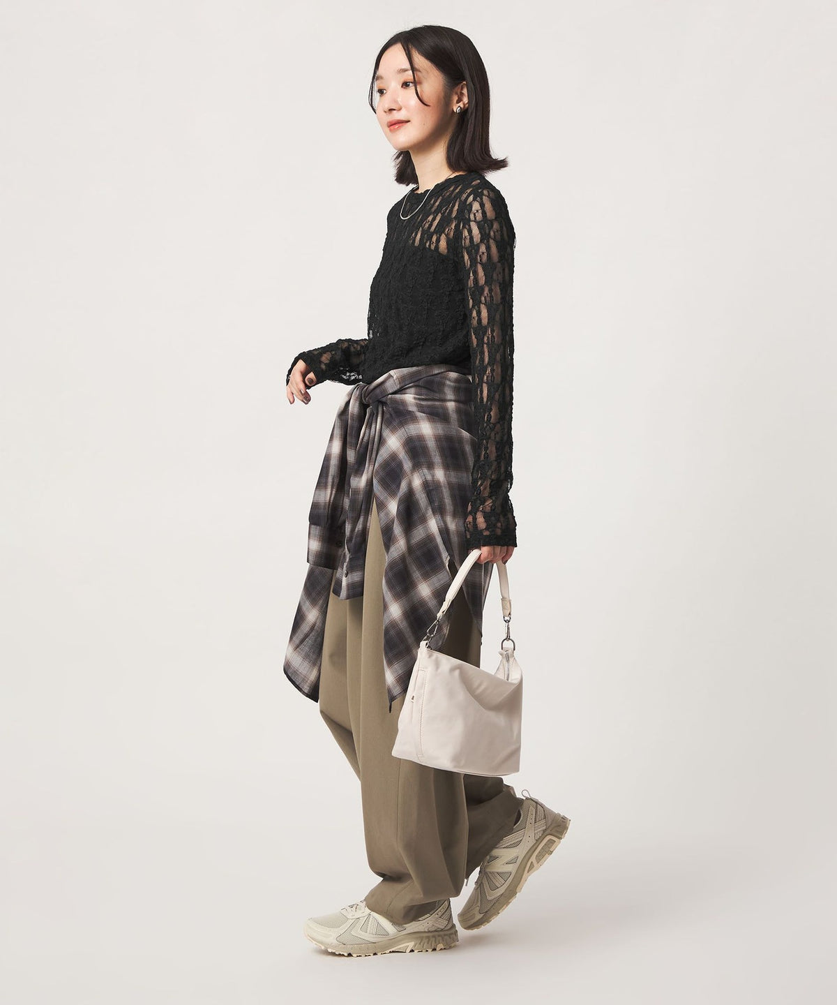 【網路限定】＜at ease＞蕾絲上衣