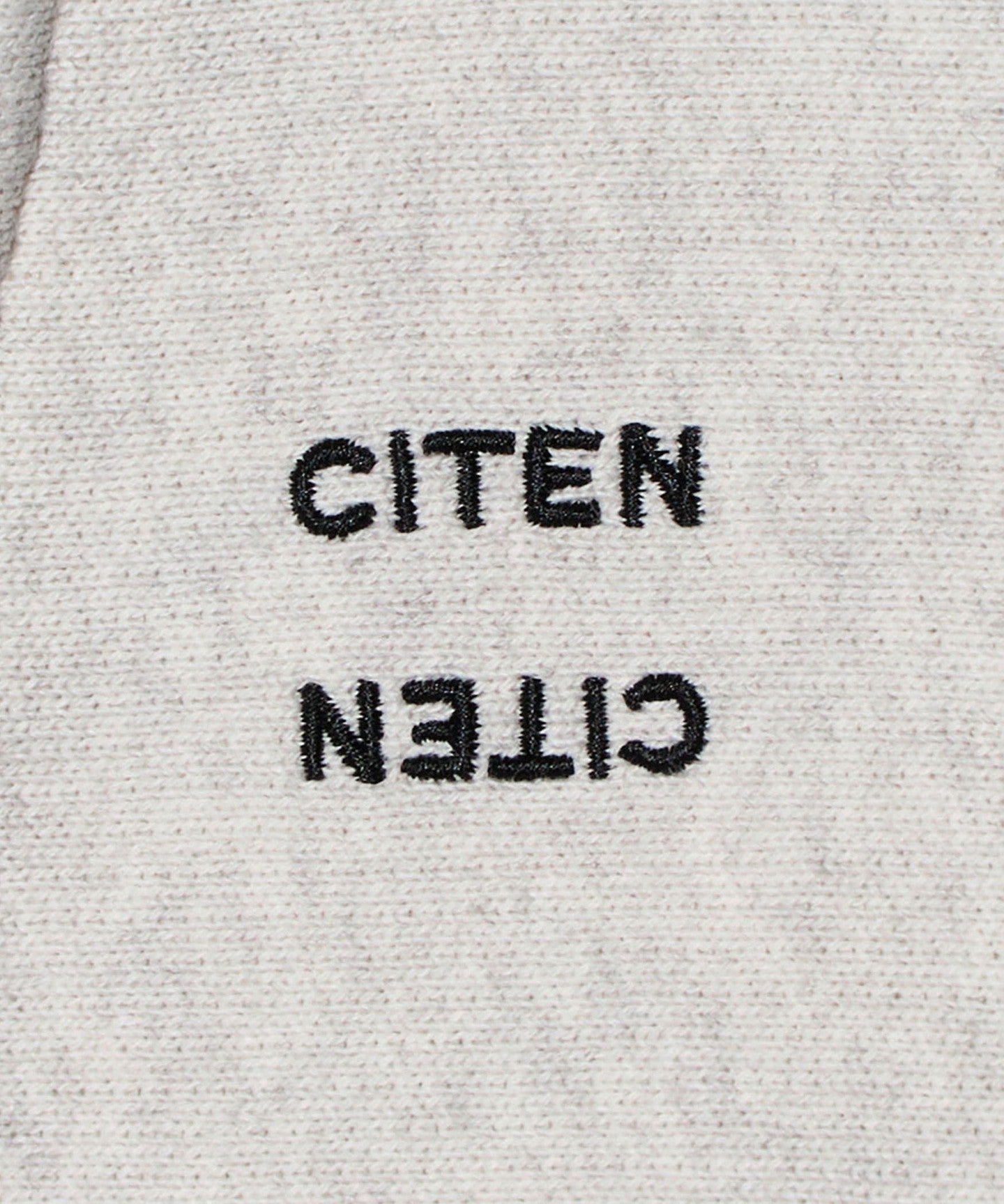 42121000004-d25.jpg