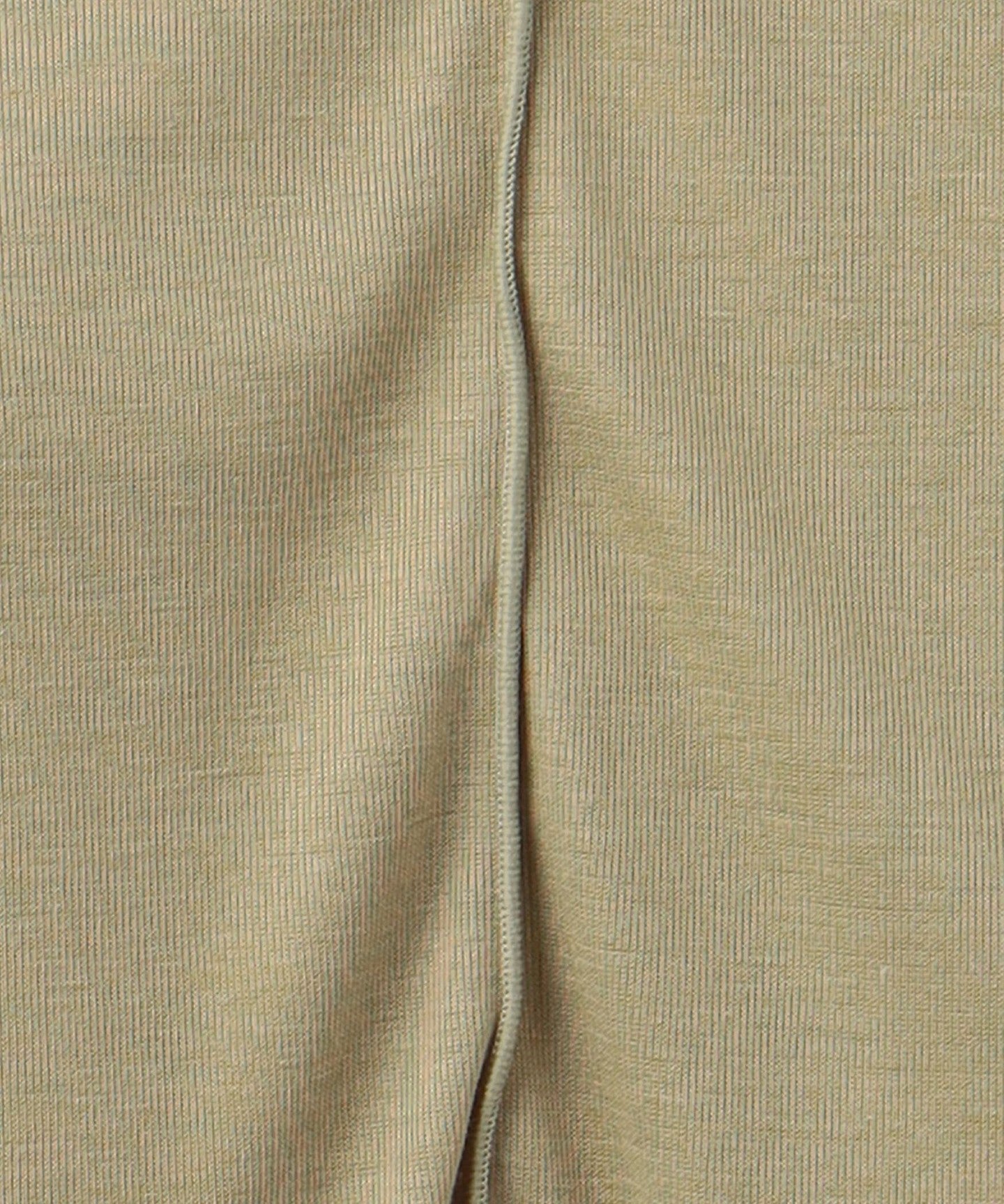 42126990068-d27.jpg