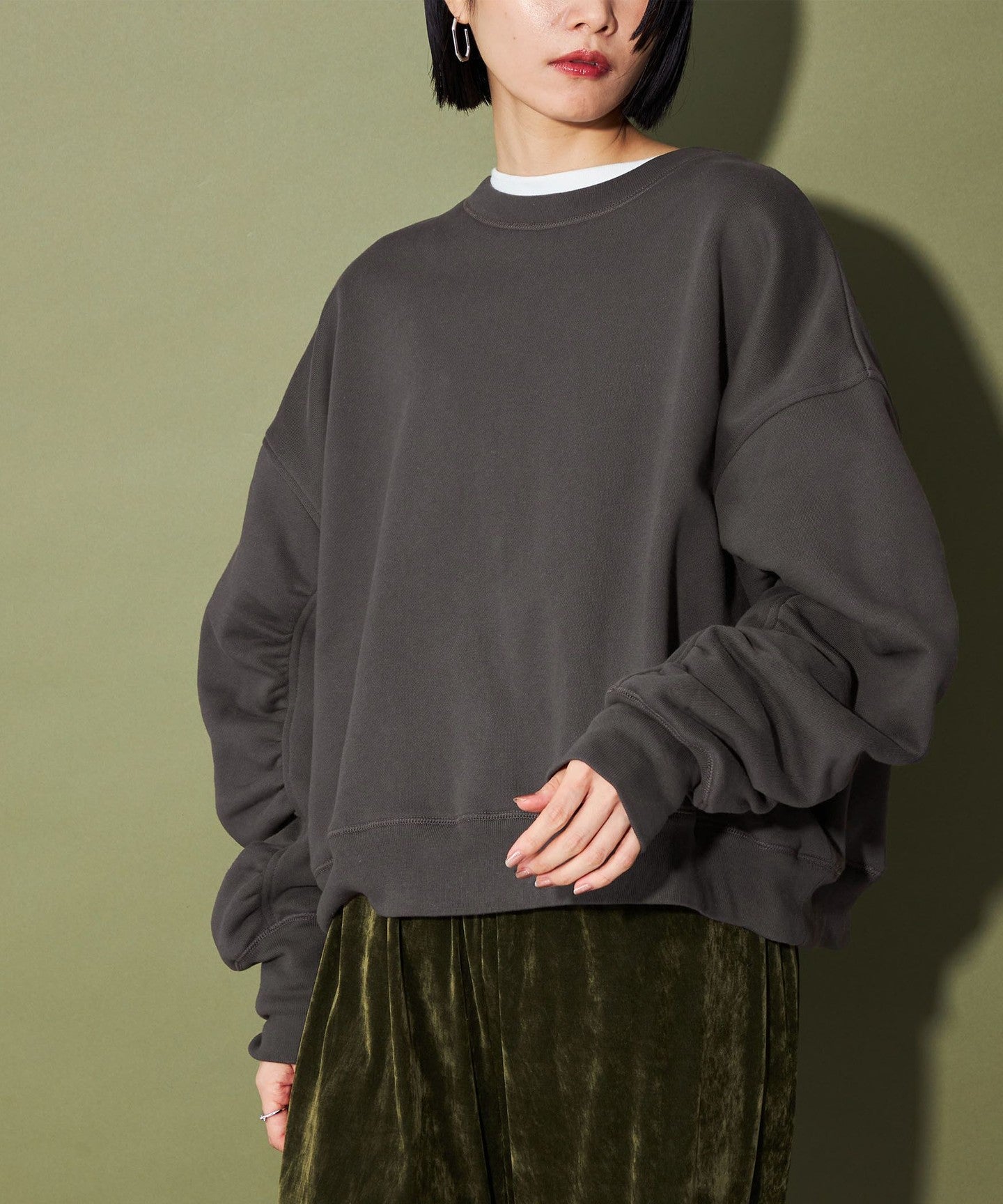 42126990130-d06.jpg