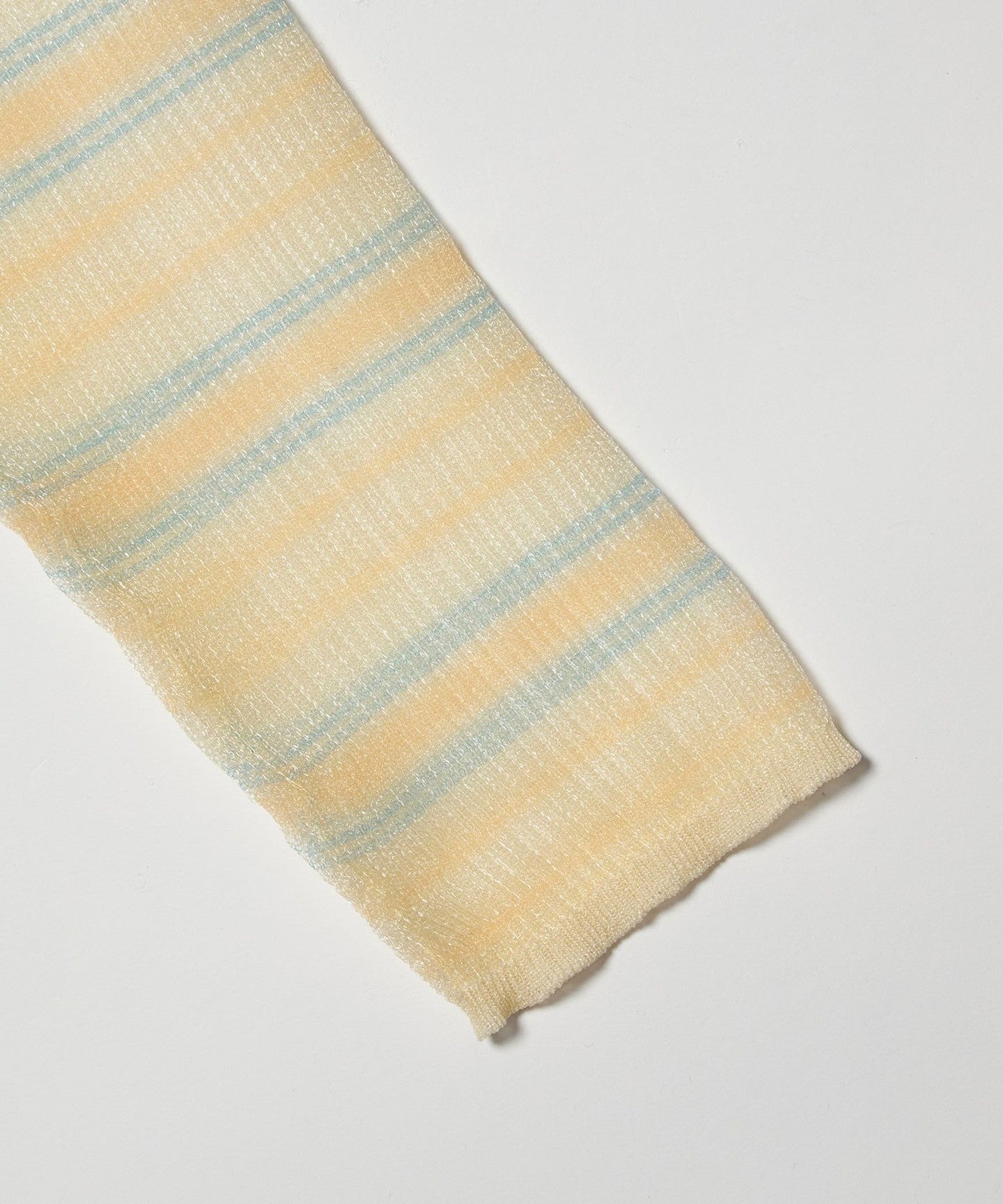 42136000018-d17.jpg