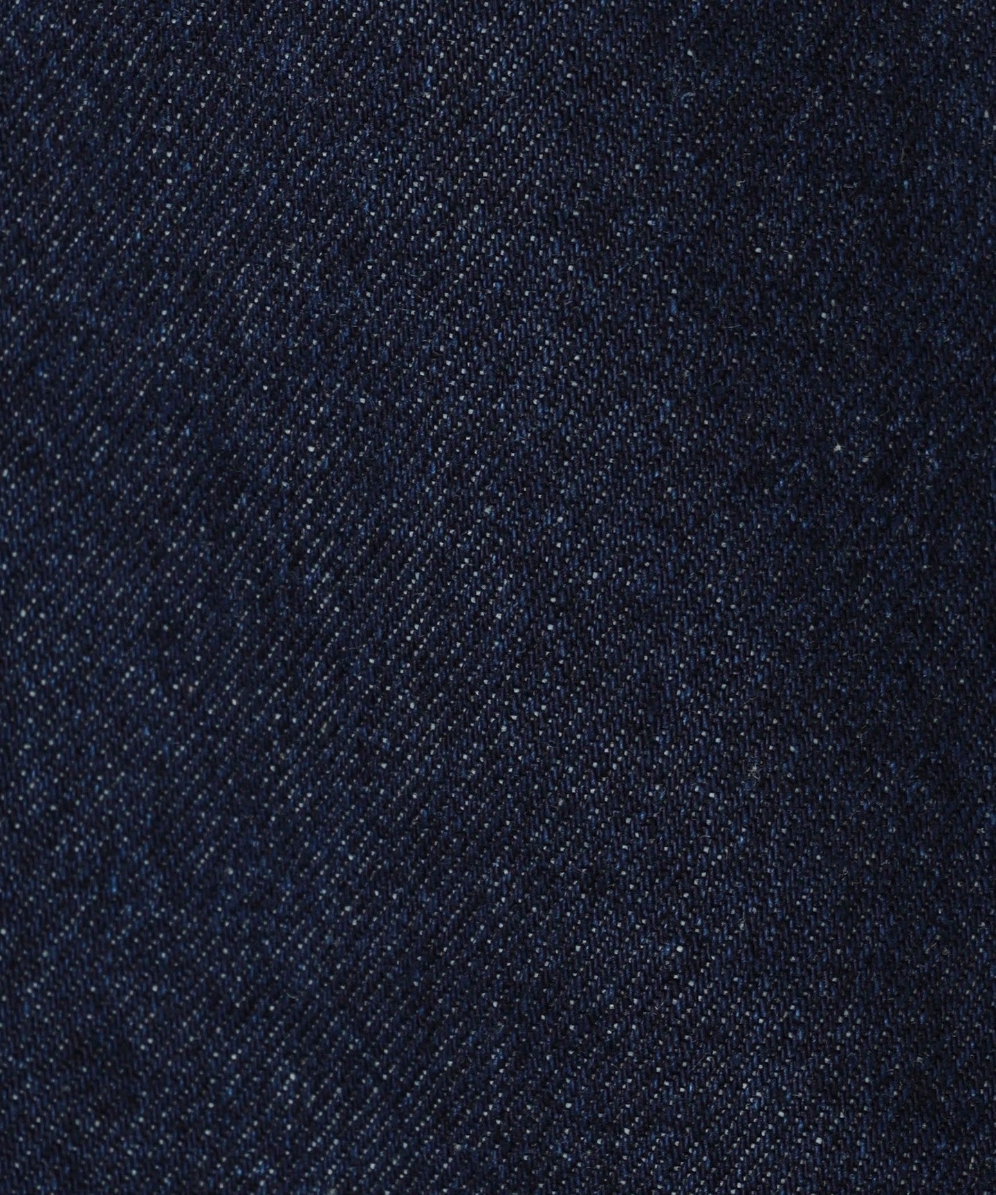 42146990134-d16.jpg