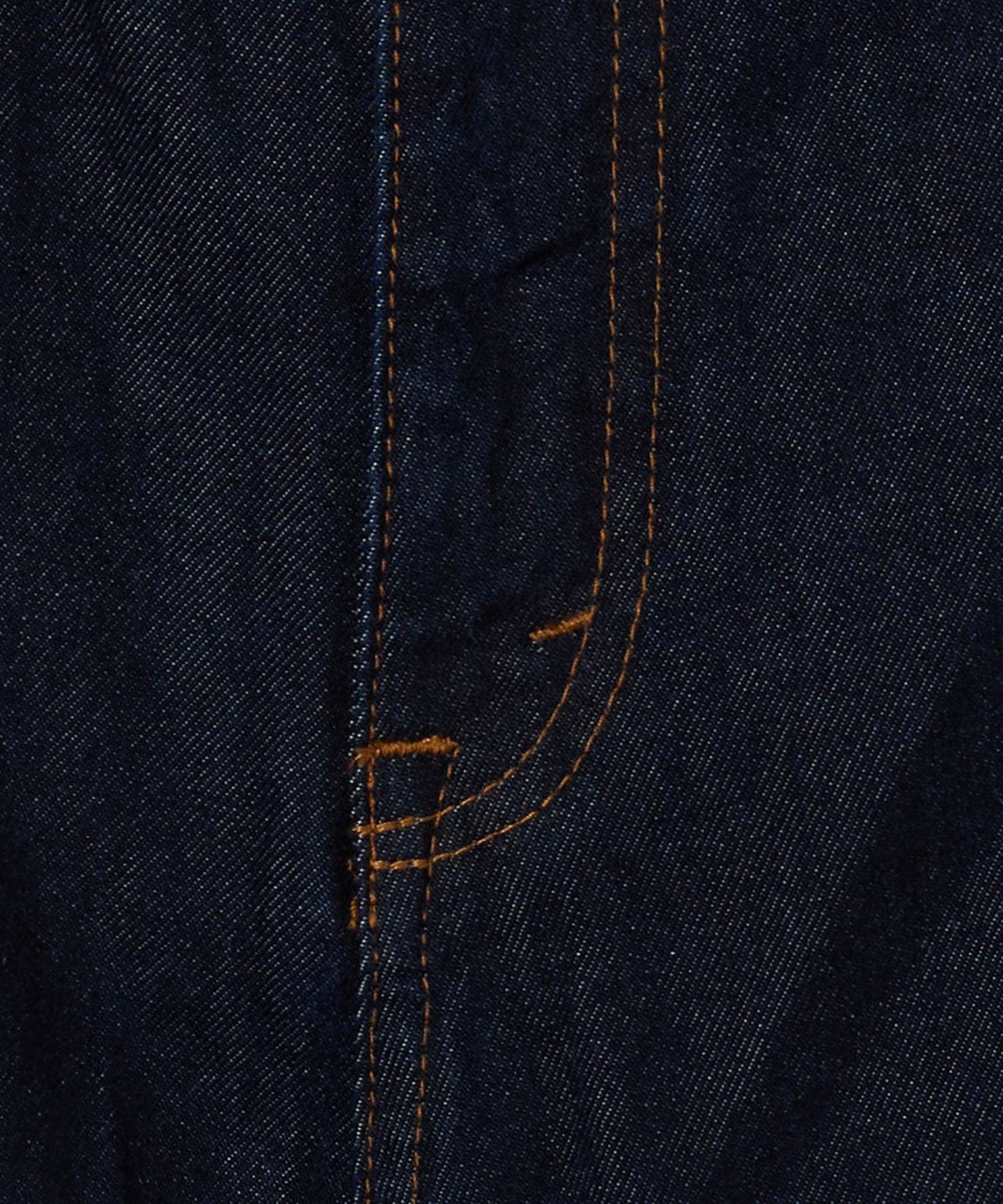 42146990176-d14.jpg