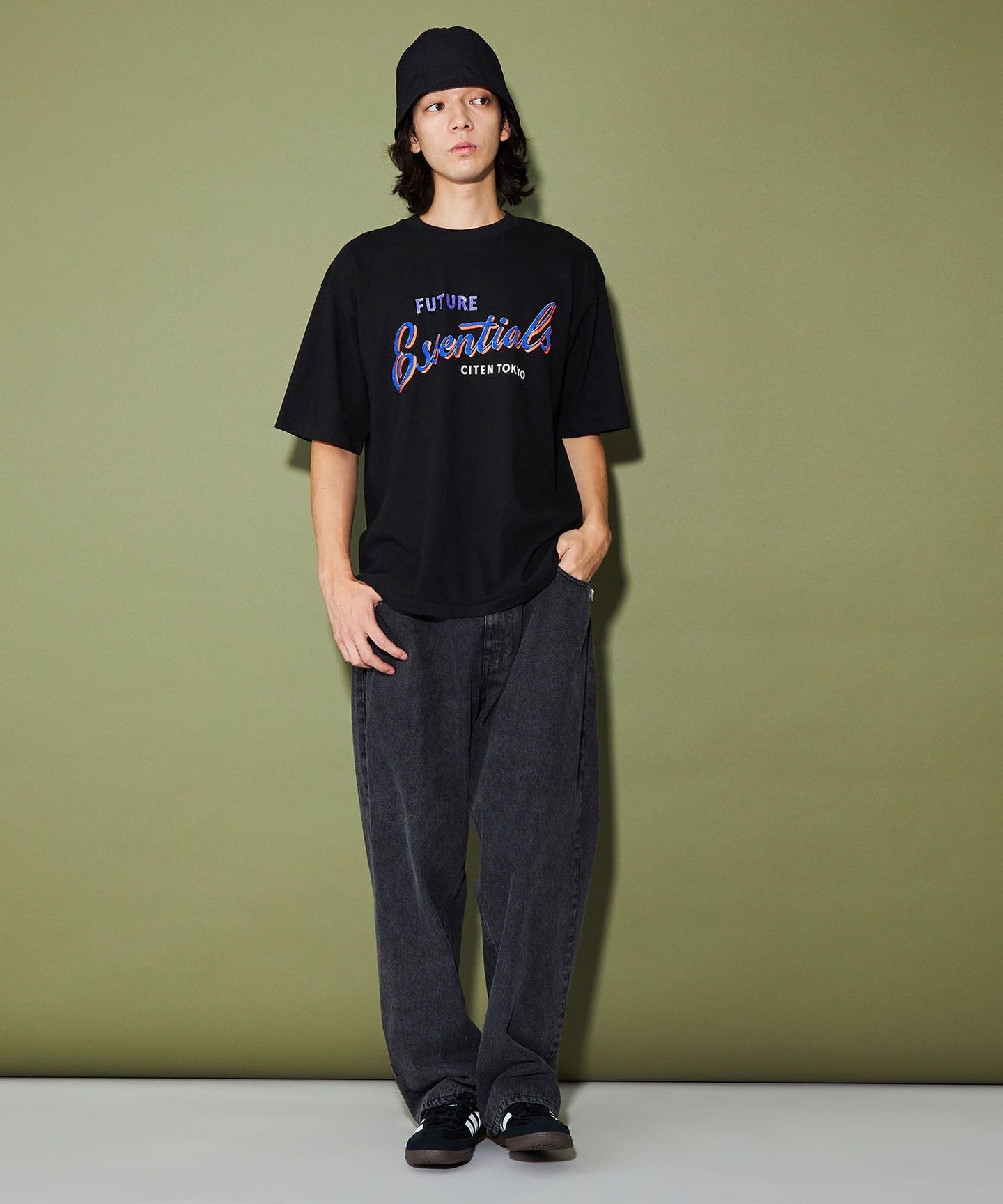 42174990085-d15.jpg